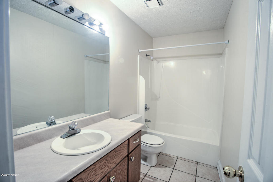 Derby Woods - Residential Lease