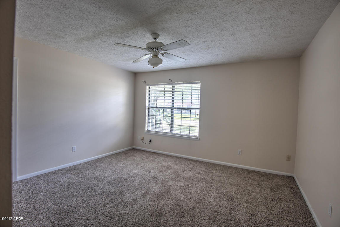 Derby Woods - Residential Lease