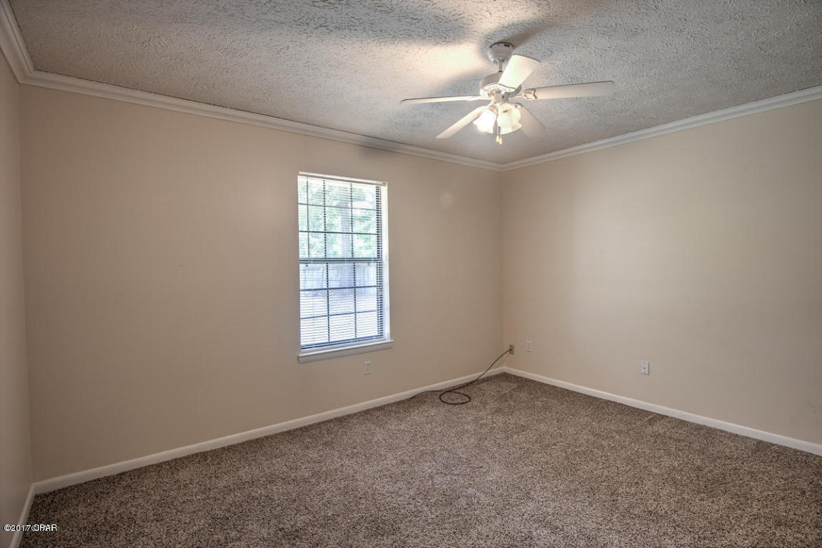 Derby Woods - Residential Lease