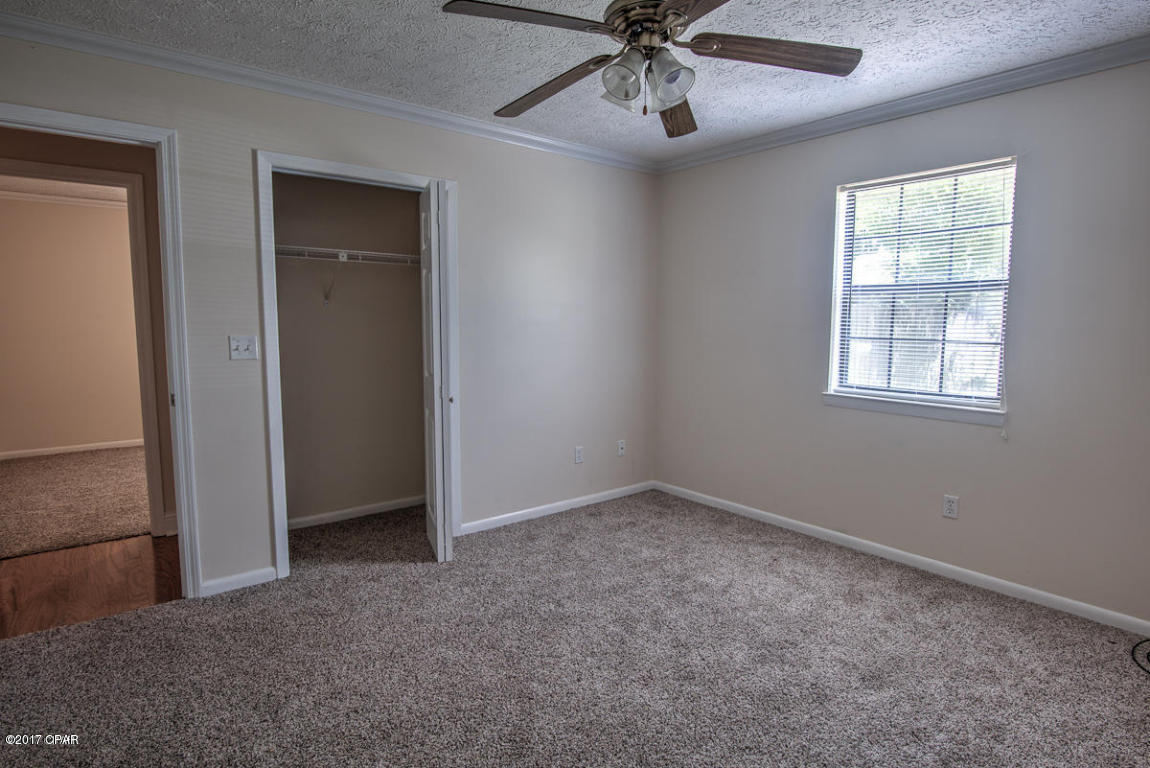 Derby Woods - Residential Lease