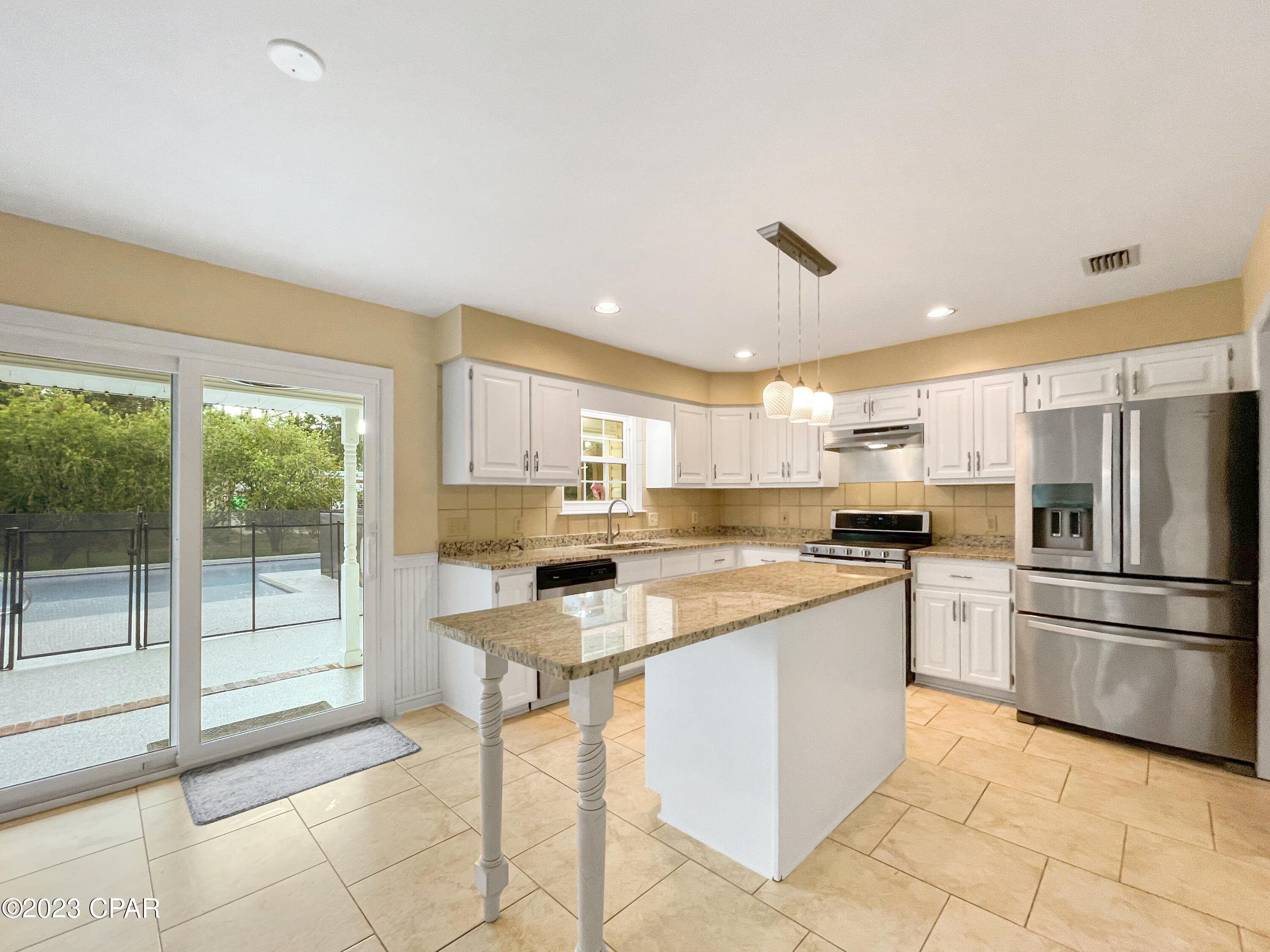 Thomas Drive Park U-3 - Residential