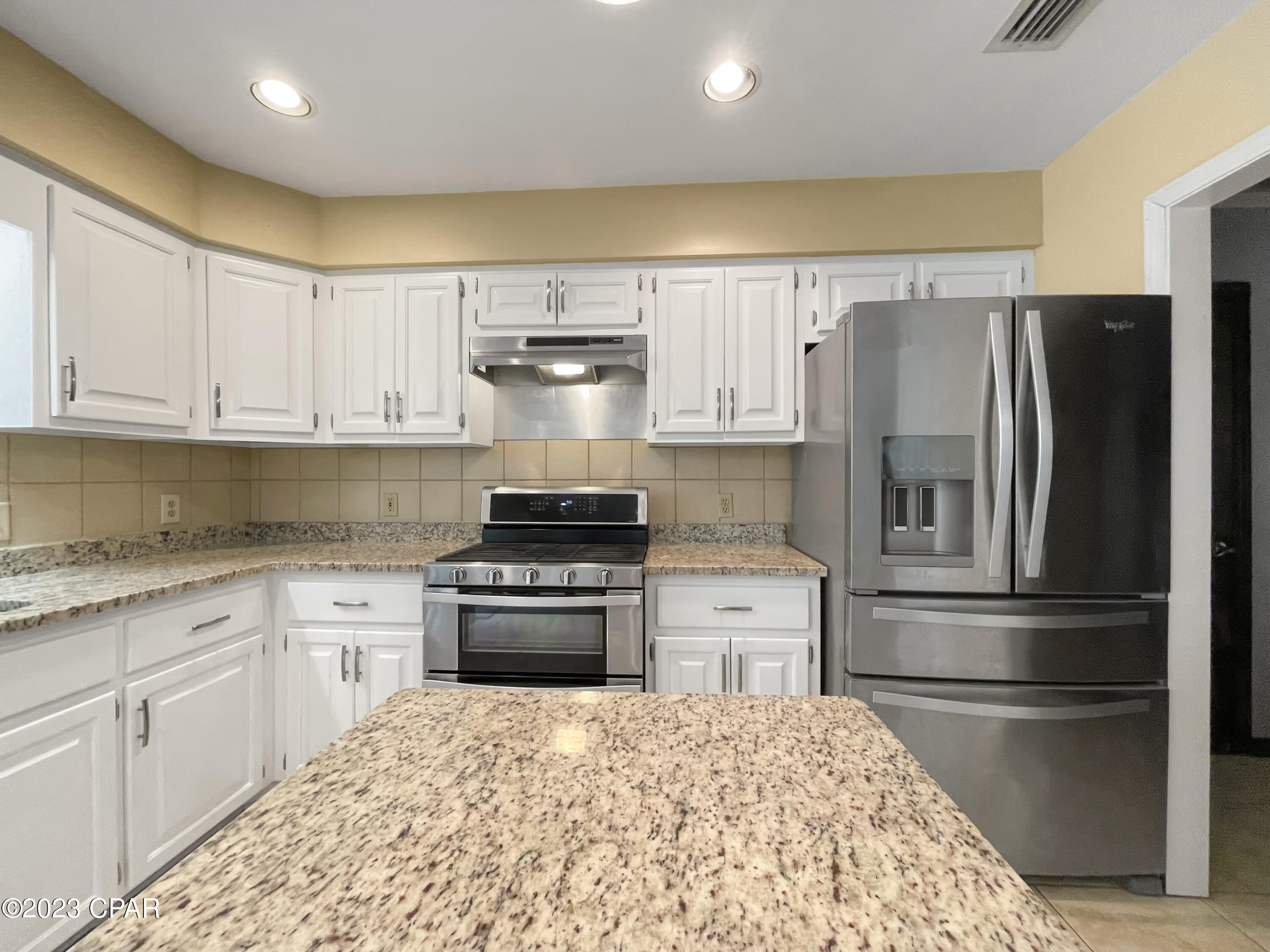 Thomas Drive Park U-3 - Residential