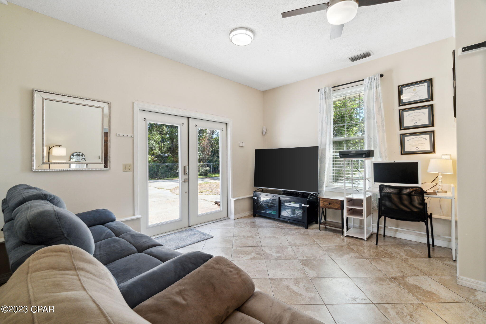 Thomas Drive Park U-3 - Residential