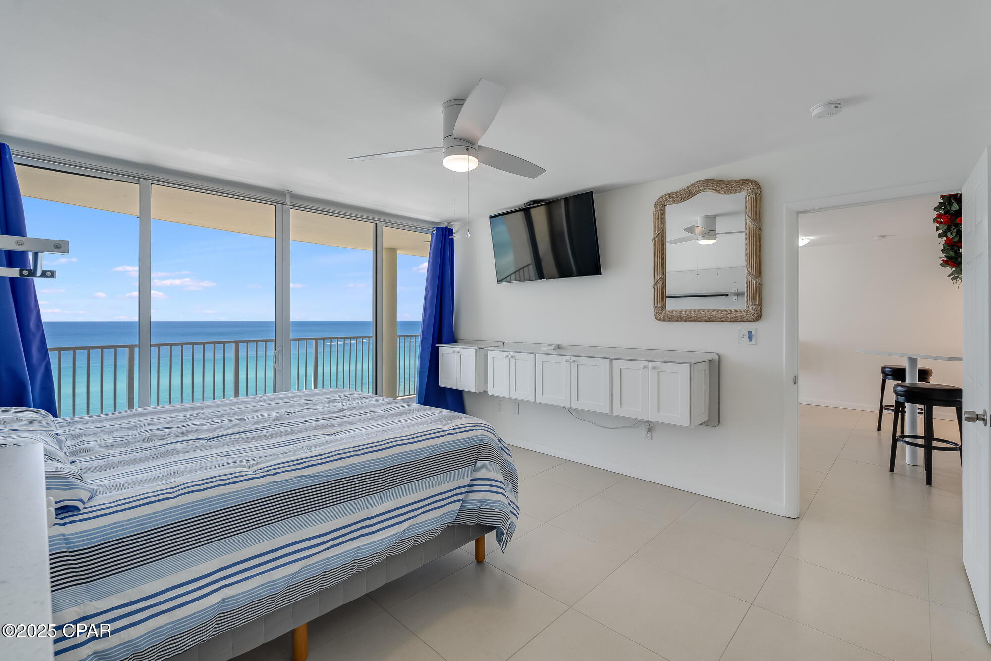 Long Beach Towers I - Residential
