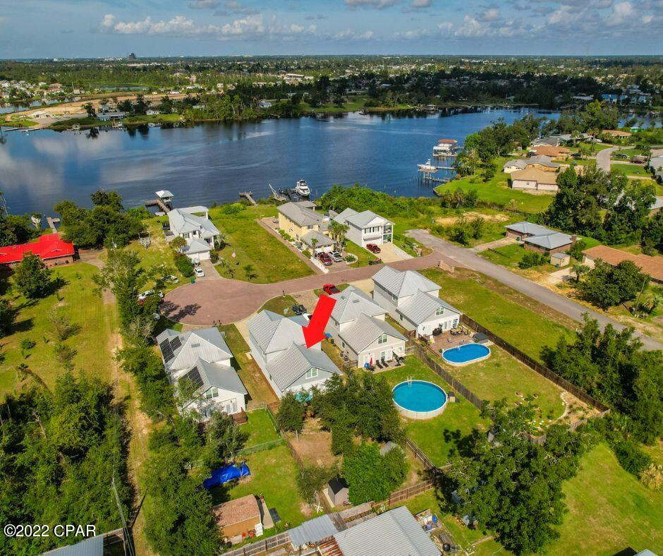 Emerald Coast Yacht Club - Residential