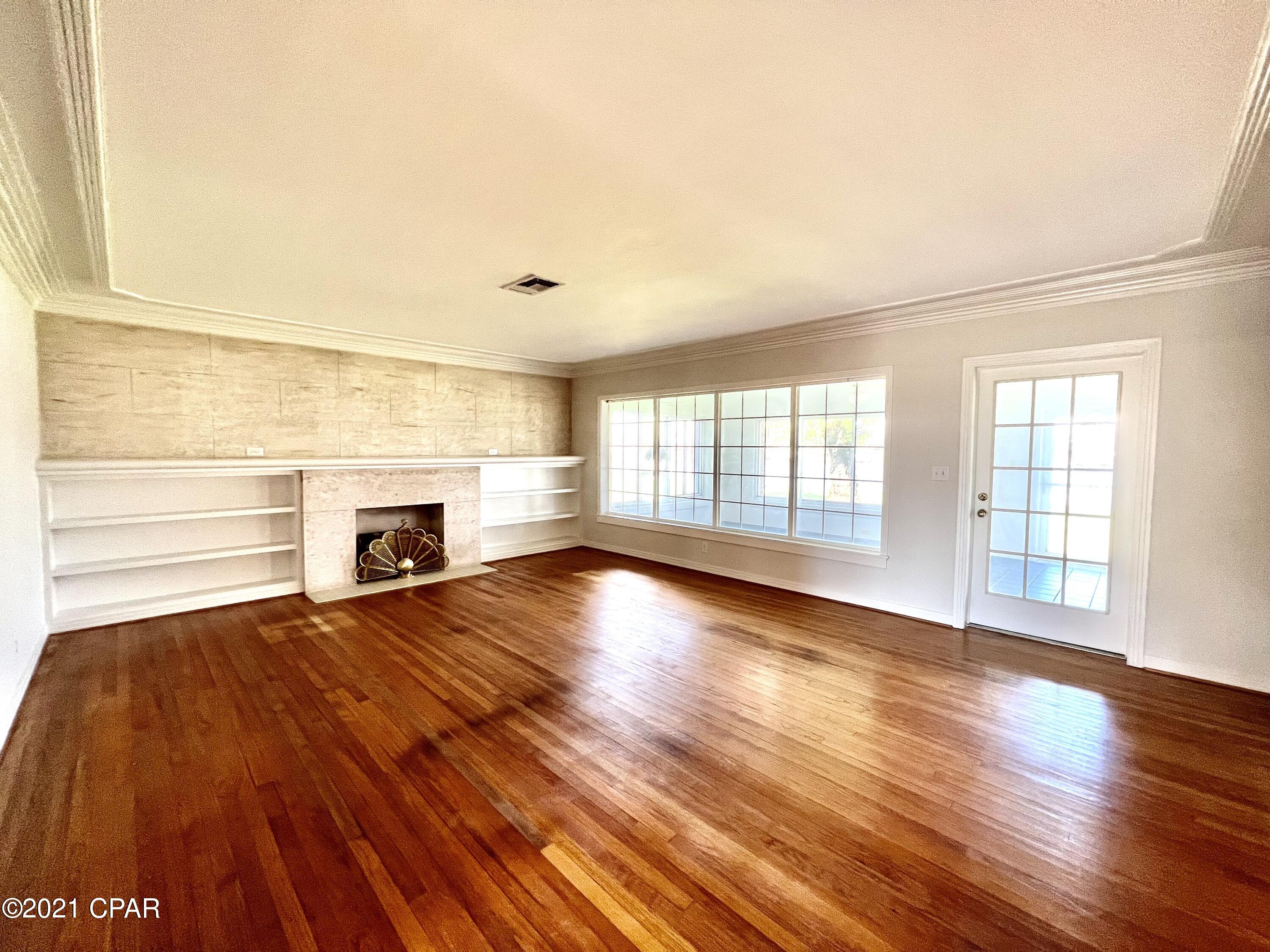 [No Recorded Subdiv] - Residential Lease