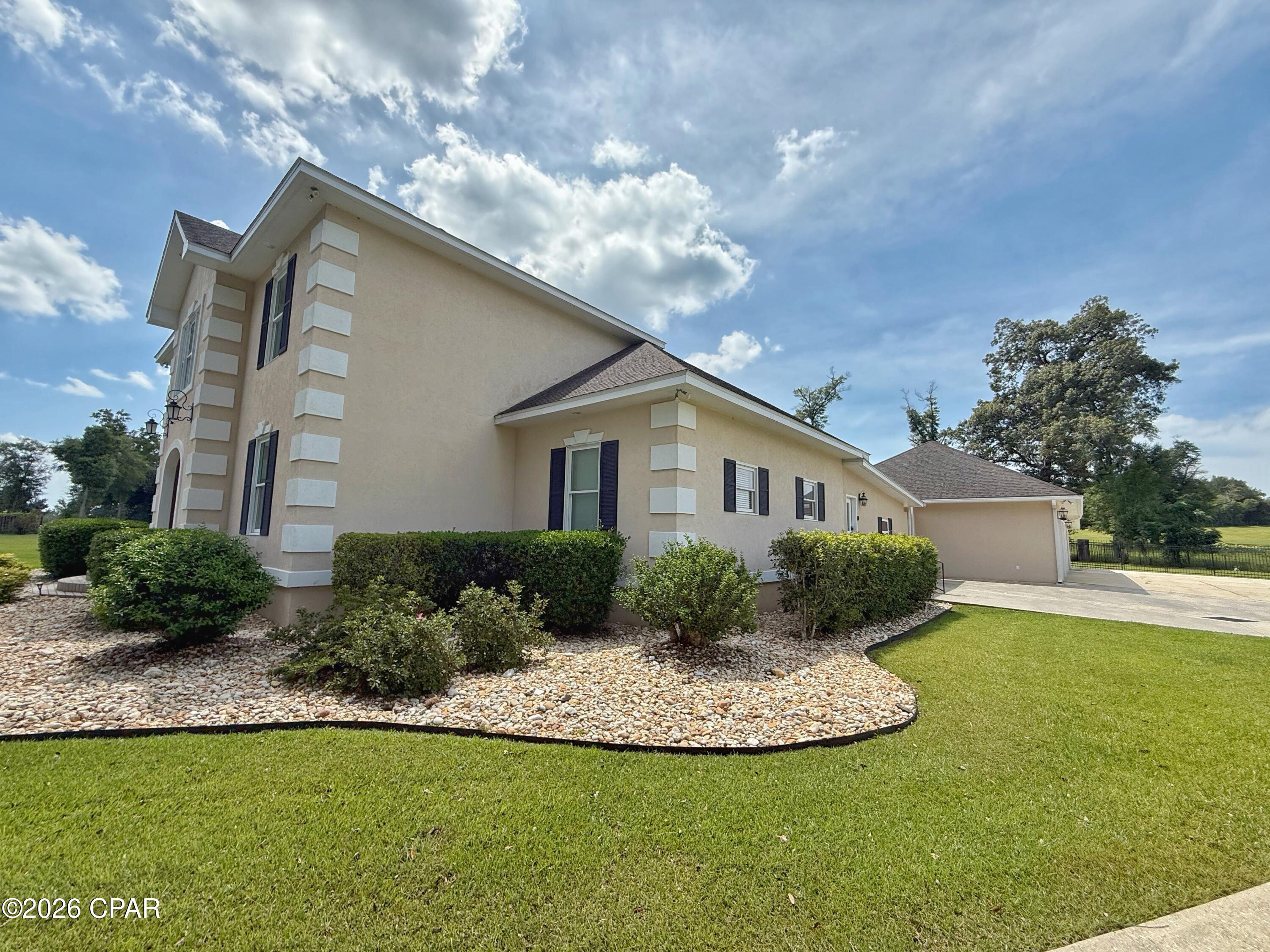 North Oaks - Residential