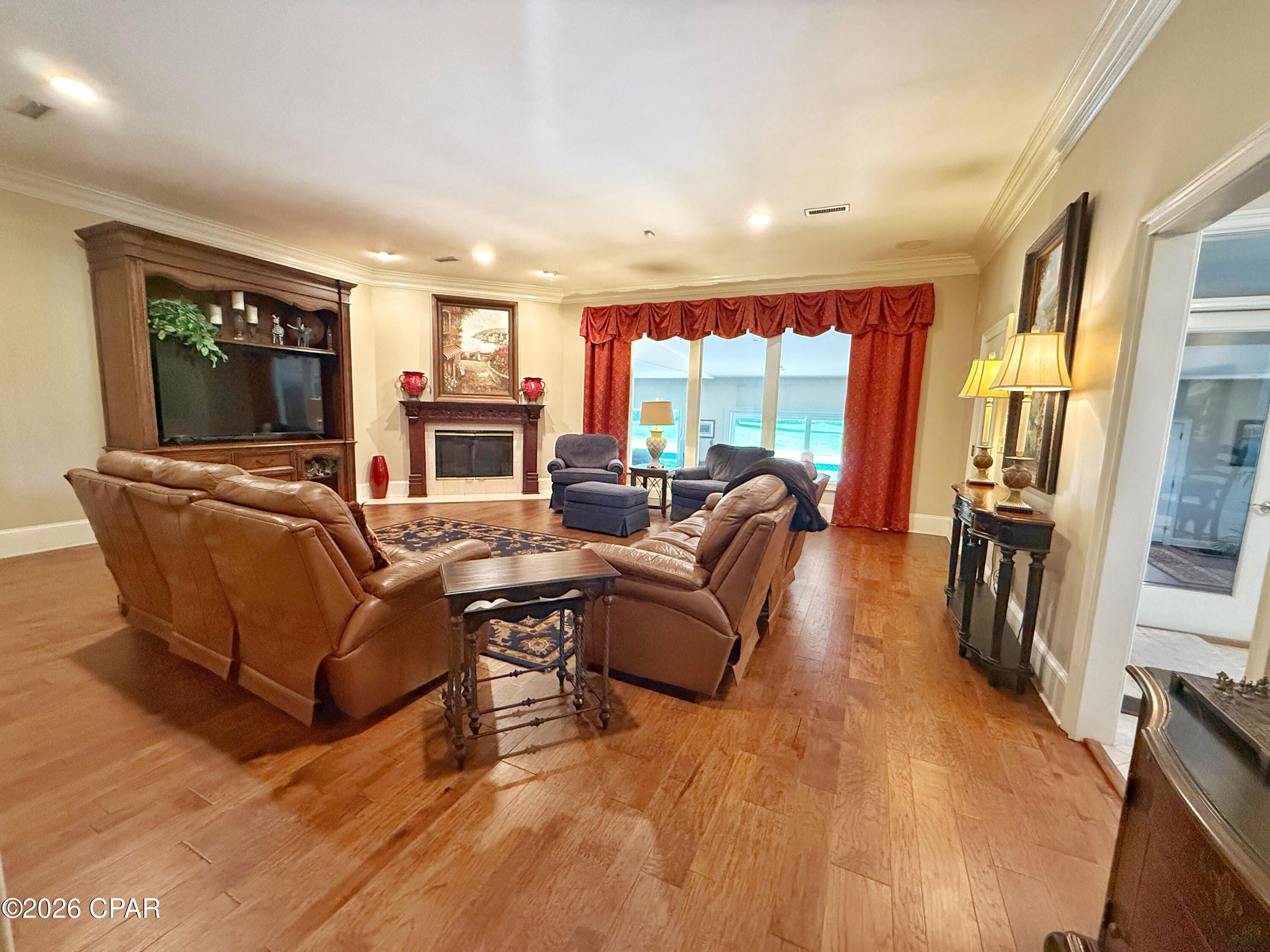 North Oaks - Residential
