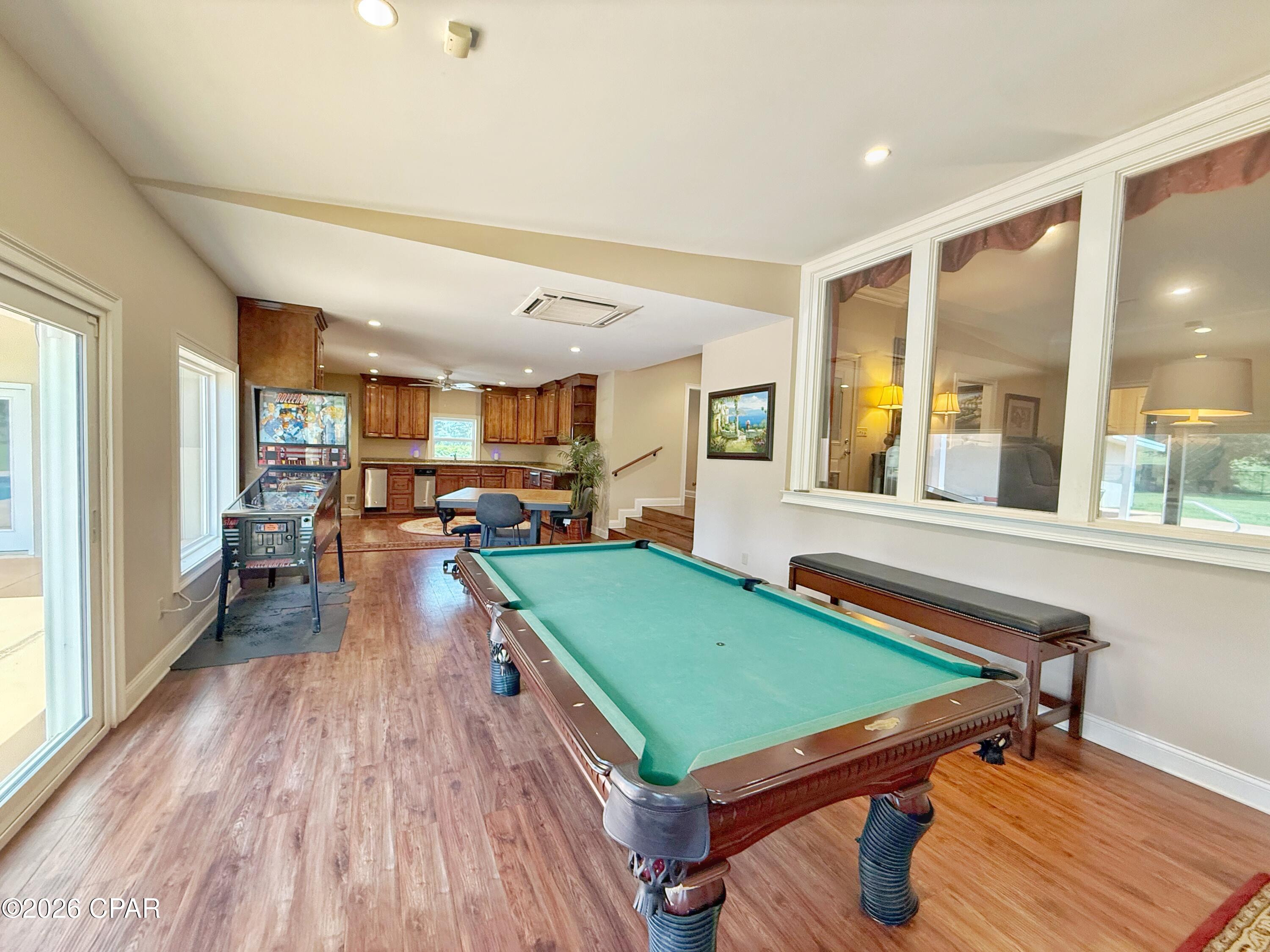 North Oaks - Residential