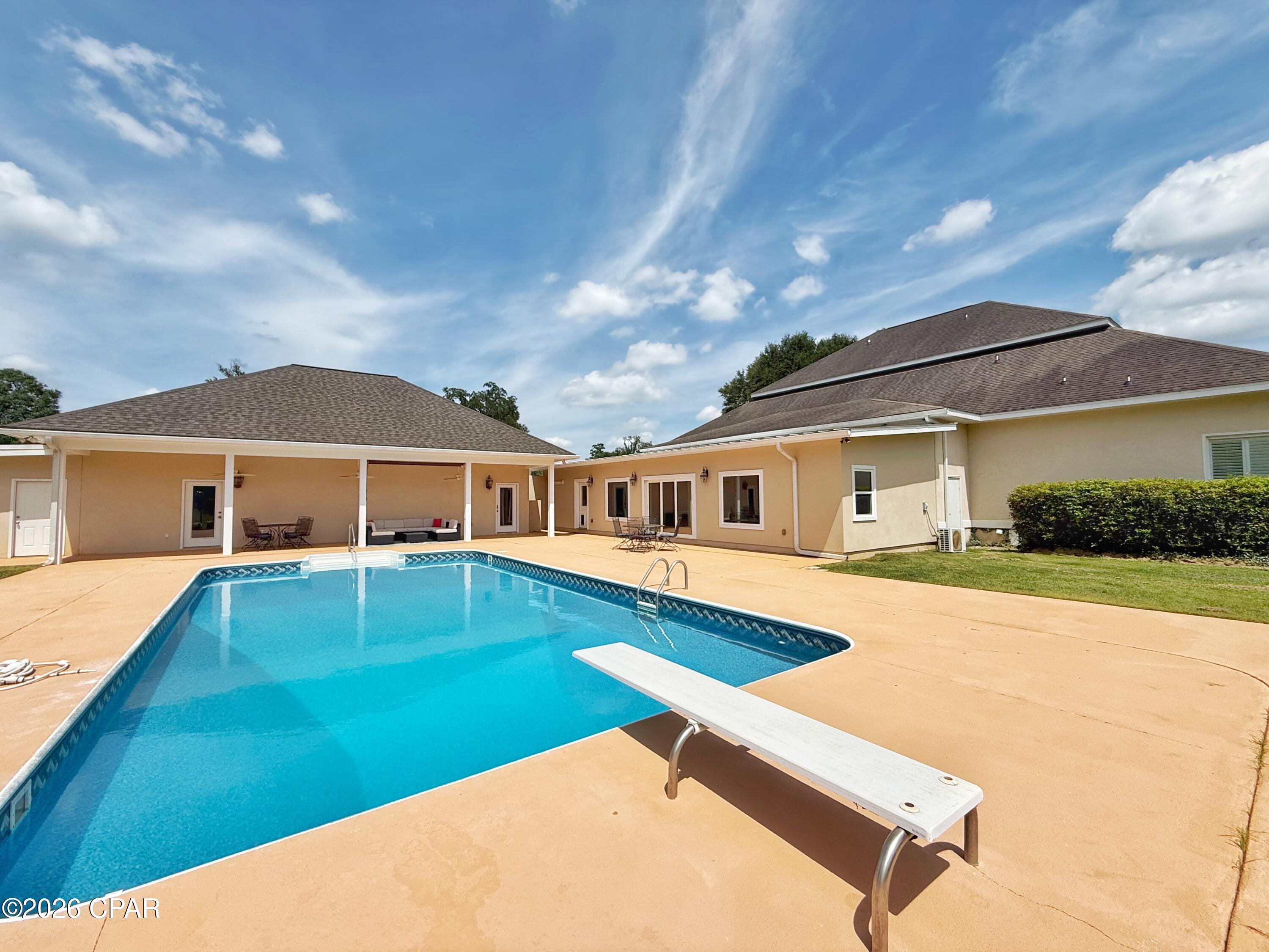 North Oaks - Residential