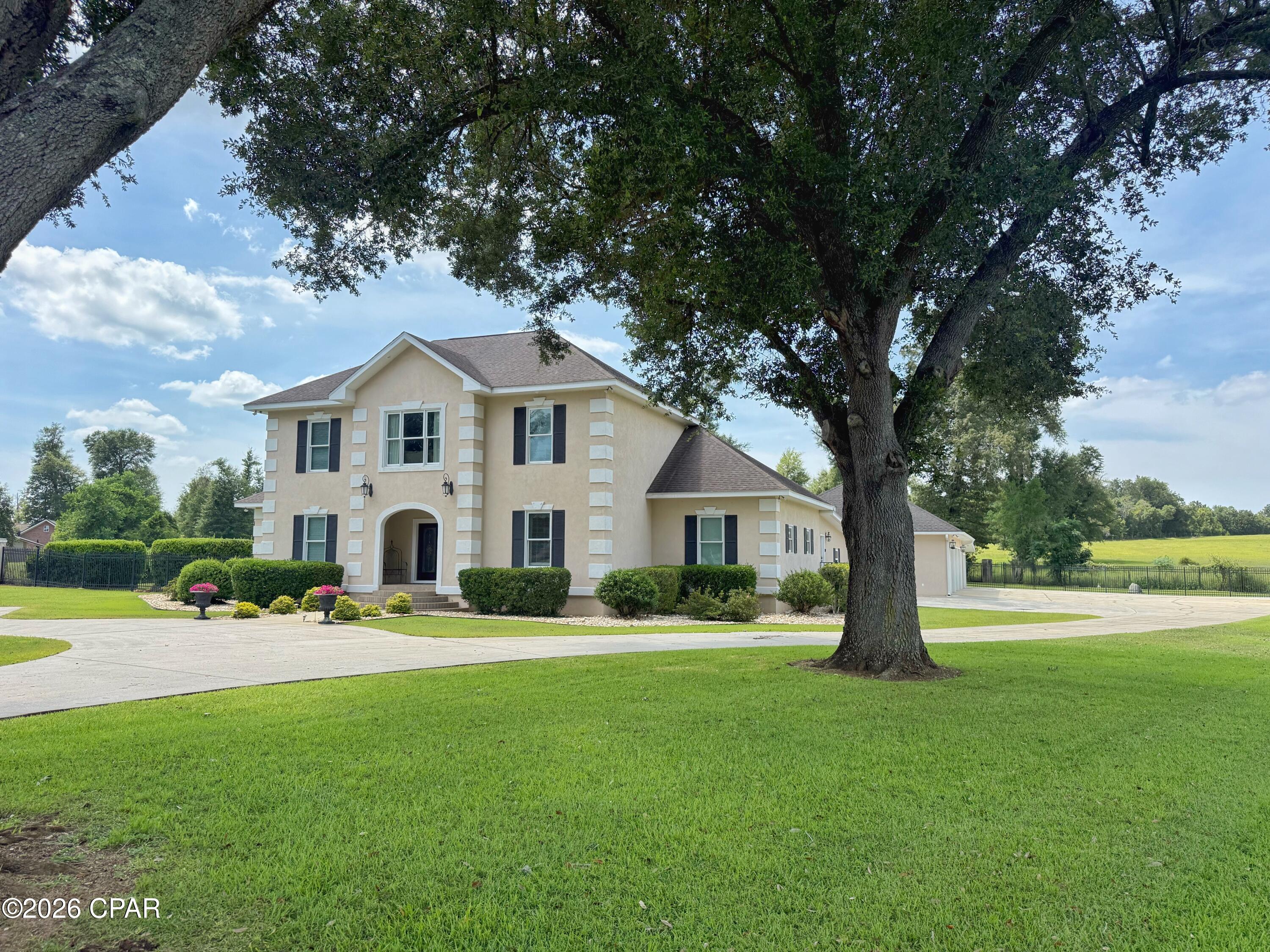 North Oaks - Residential