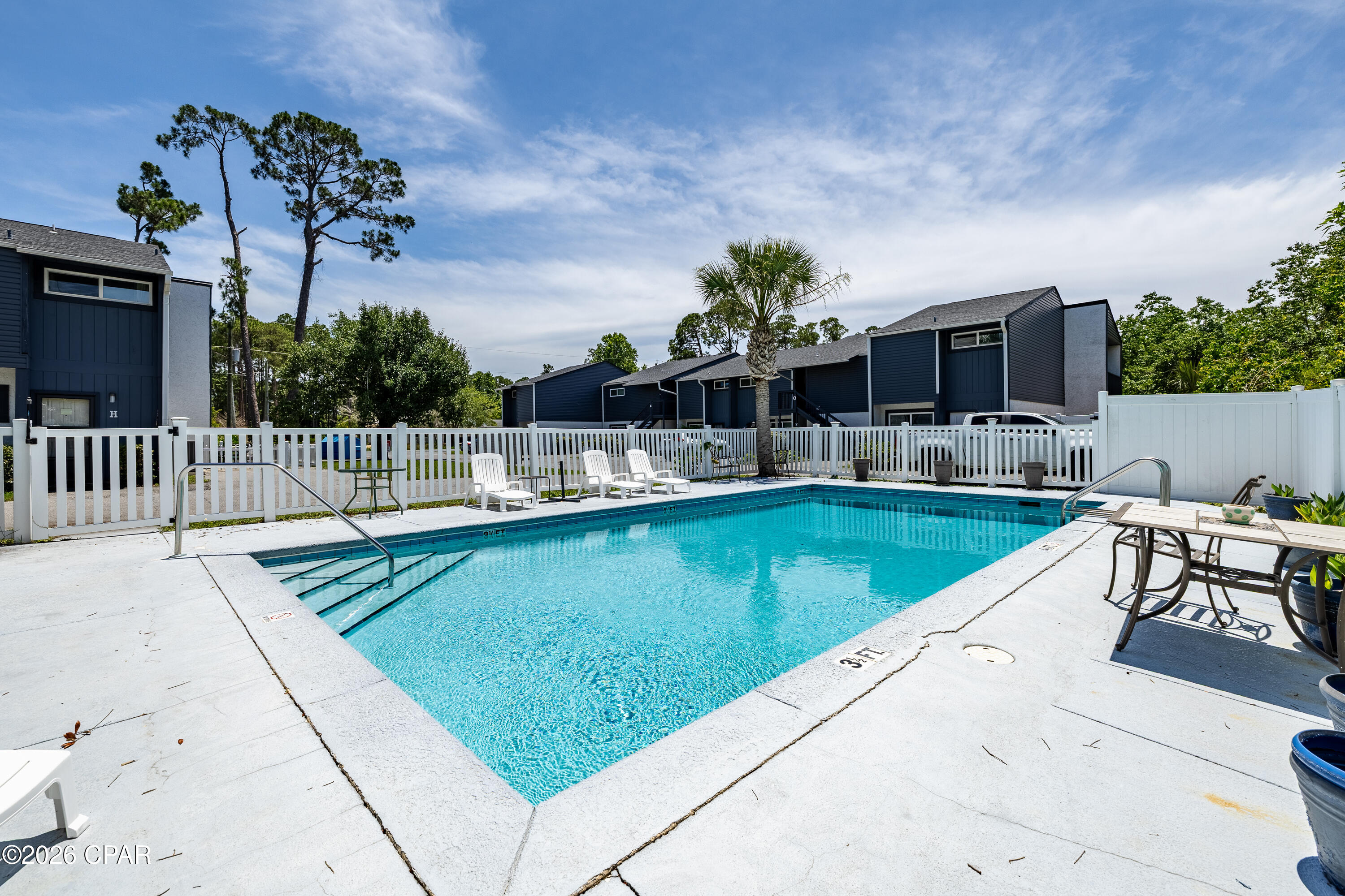 Shade Tree Condo Ph II - Residential