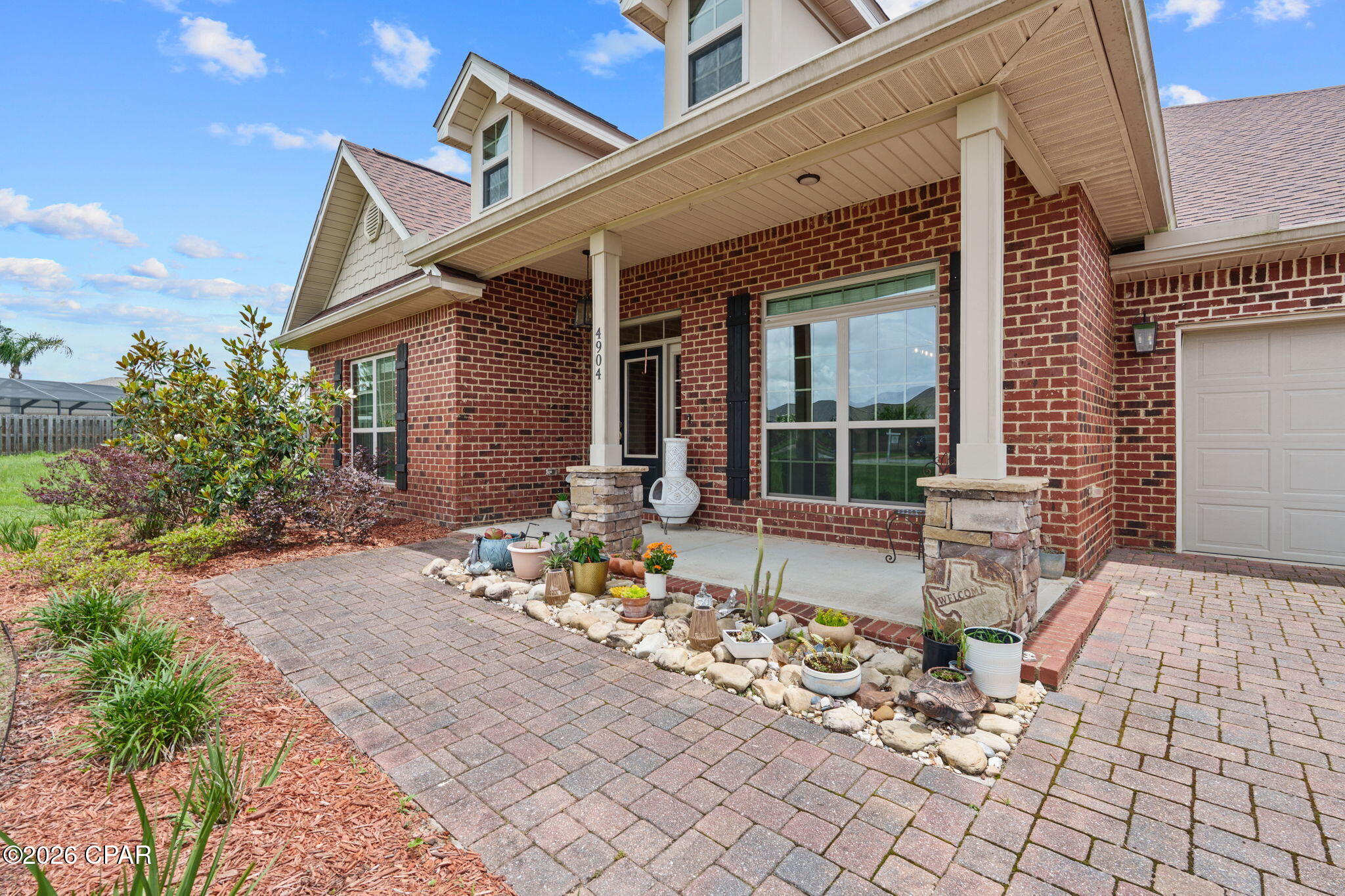 This beautiful, well maintained 3018 square foot home in Cedar Branch has 5 bedrooms and 3 bathrooms. Beautiful stone arches greet you in the main hall. The home has high ceilings, creating a much more open feeling to the home. This home has only had 2 owners and has been immaculately maintained by both. This house even has a bonus room which can be used as an office, private study, or even converted into a 6th bedroom. The home is also situated on a cul-de-sac, making it a perfect location for families of all sizes. Schedule a showing today!