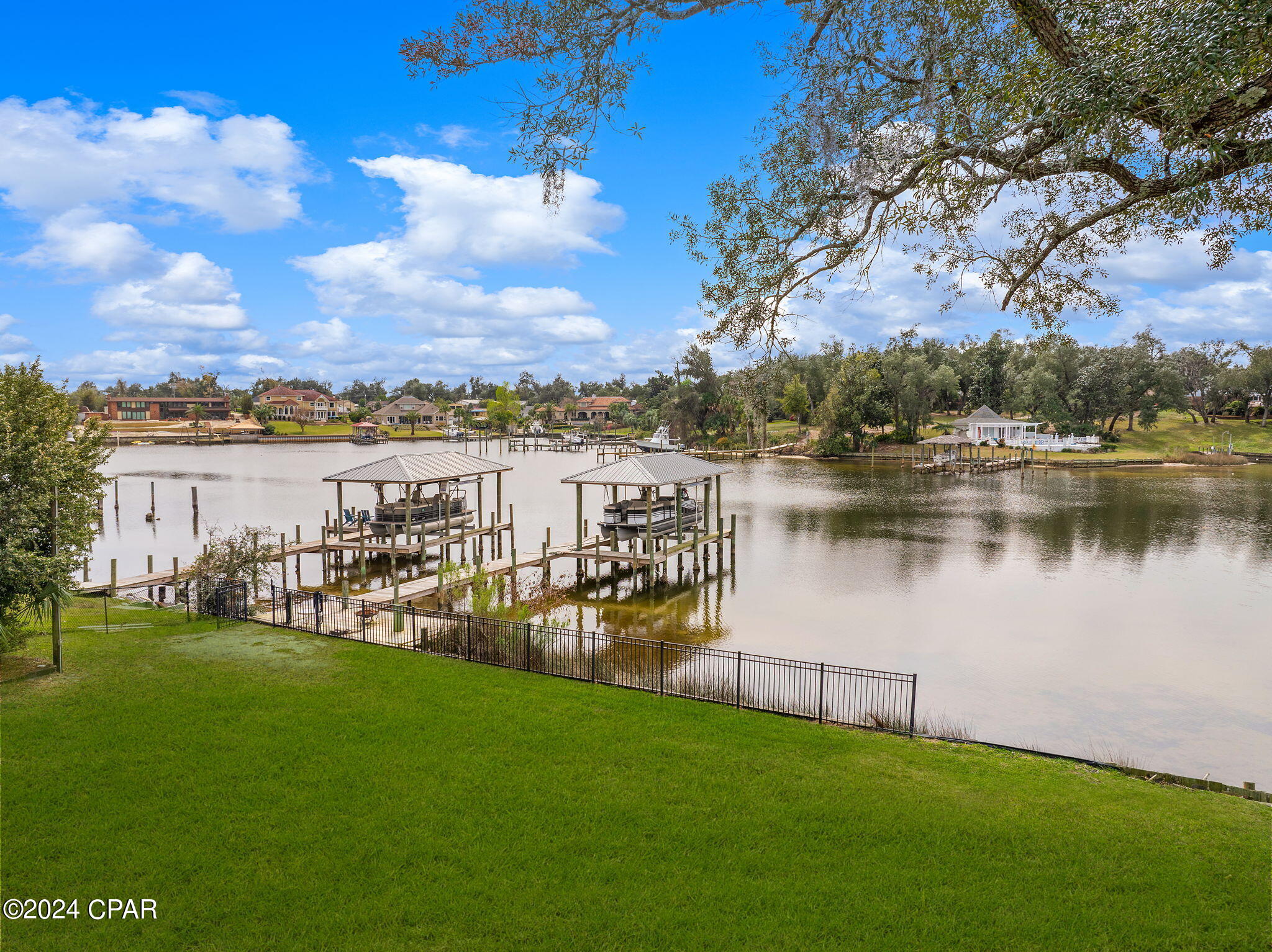Cove Terrace - Residential
