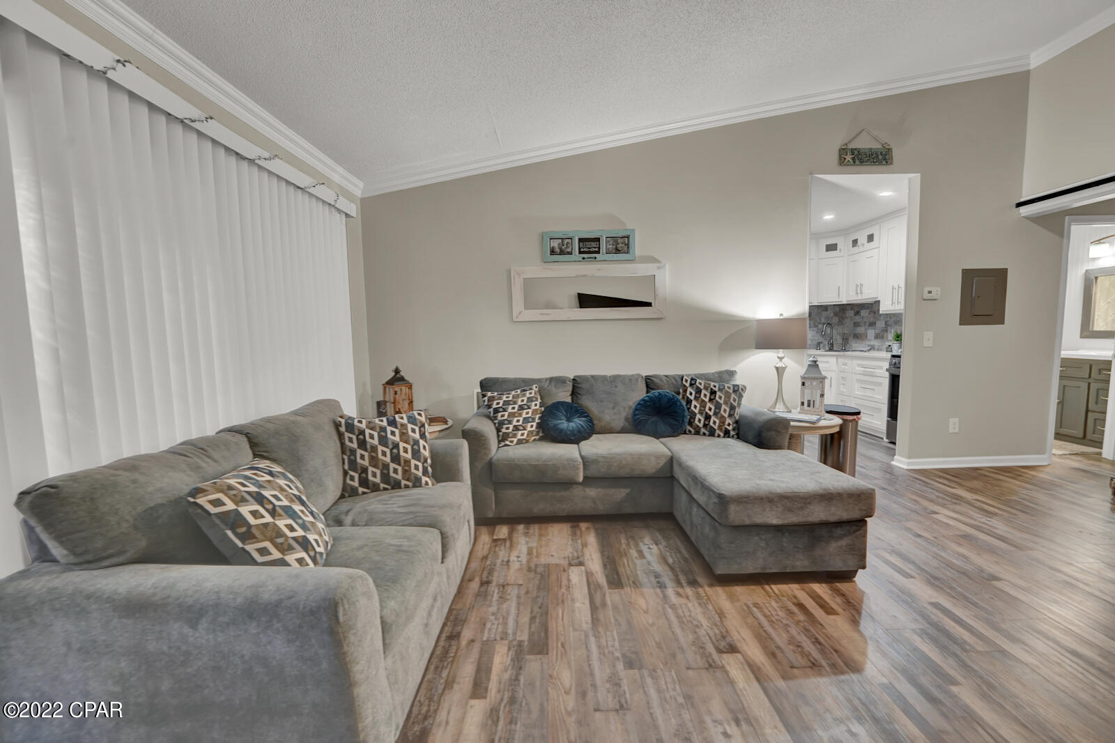 Under-Kick out Clause. Renovated at Horizon South! Horizon South is a gated community with on-site management. The unit features LVP flooring through-out. New paint, LVP flooring, and doors. The unit features an updated kitchen with stone backsplash, granite countertops, white shaker style cabinets, and stainless-steel appliances. The roomy master suite features new flooring, an adjustable king bed, and is decorated very nicely. The bathroom features a quartz topped vanity with distressed style cabinet and matching mirror. The walls are bead board and features a fiberglass shower/tub combo. The outside area is prime for entertaining, with a large covered patio perfect for entertaining guest or having family dinner. The unit is turn key ready for rentals or being a personal beach getaway The community features 4 swimming pools, hot tub, shuffle board court, tennis courts, and an 18-hole putt-putt course. All measurements are appox. If important please verify.