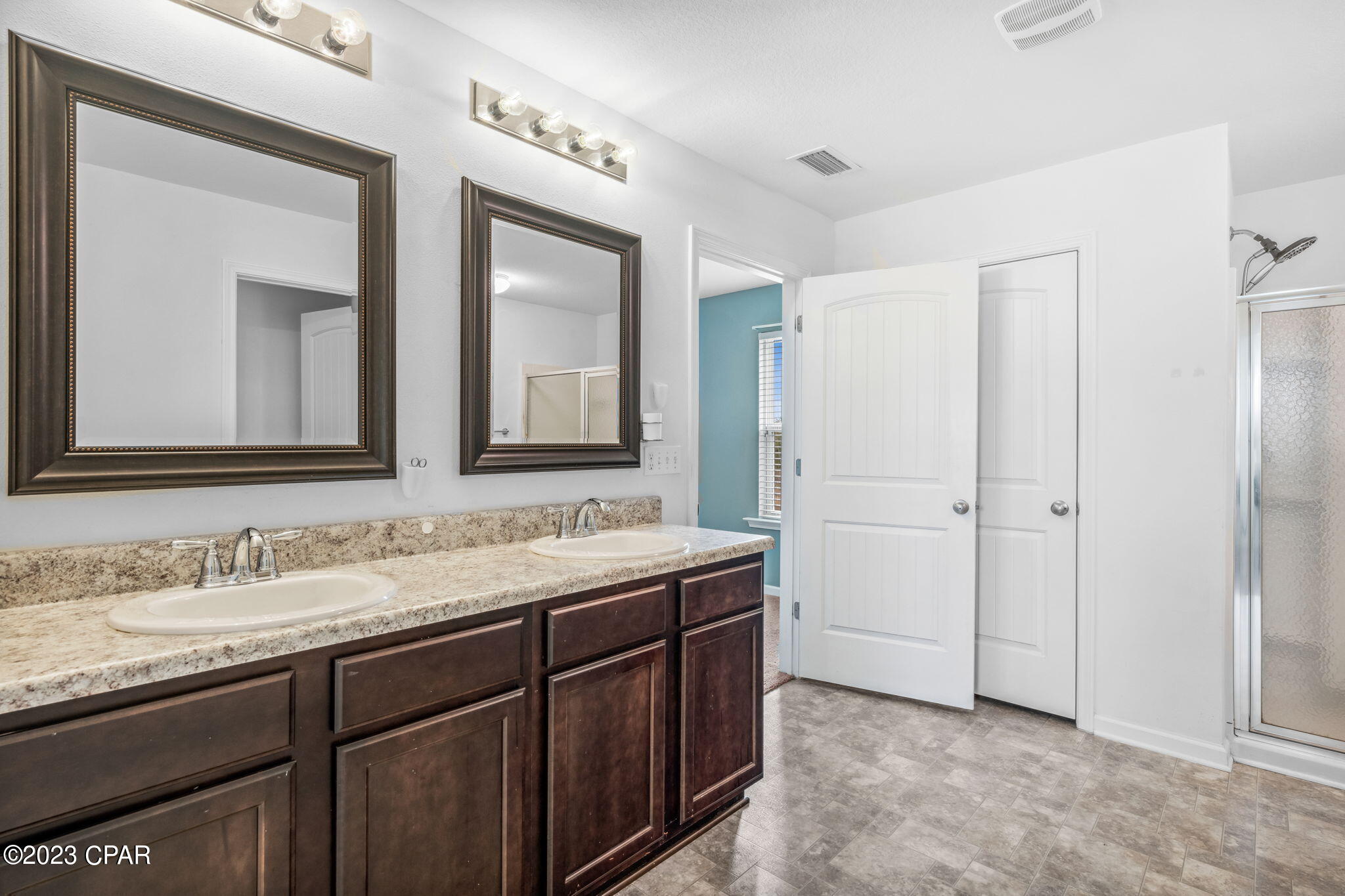 Baywinds - Residential