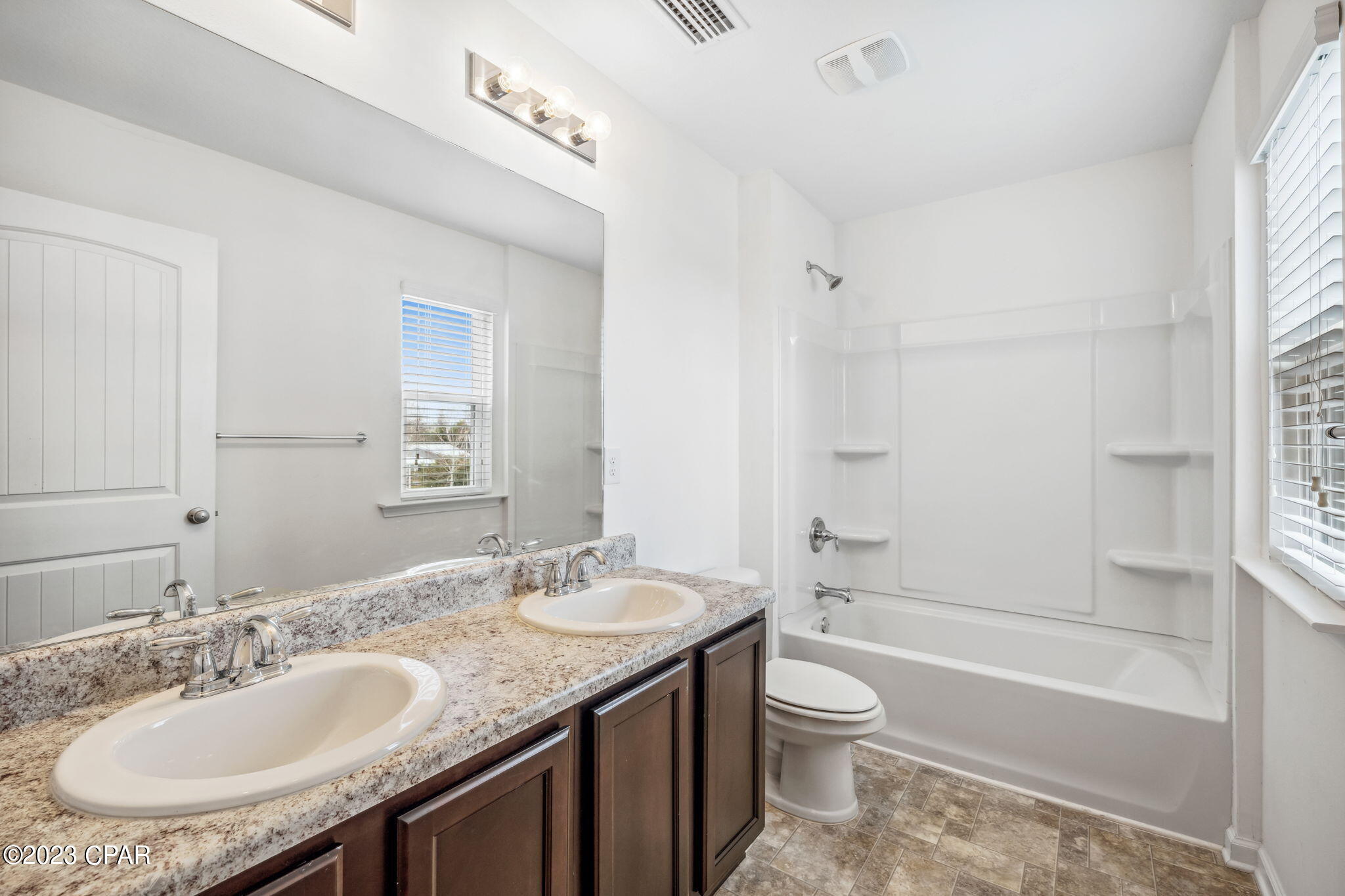 Baywinds - Residential