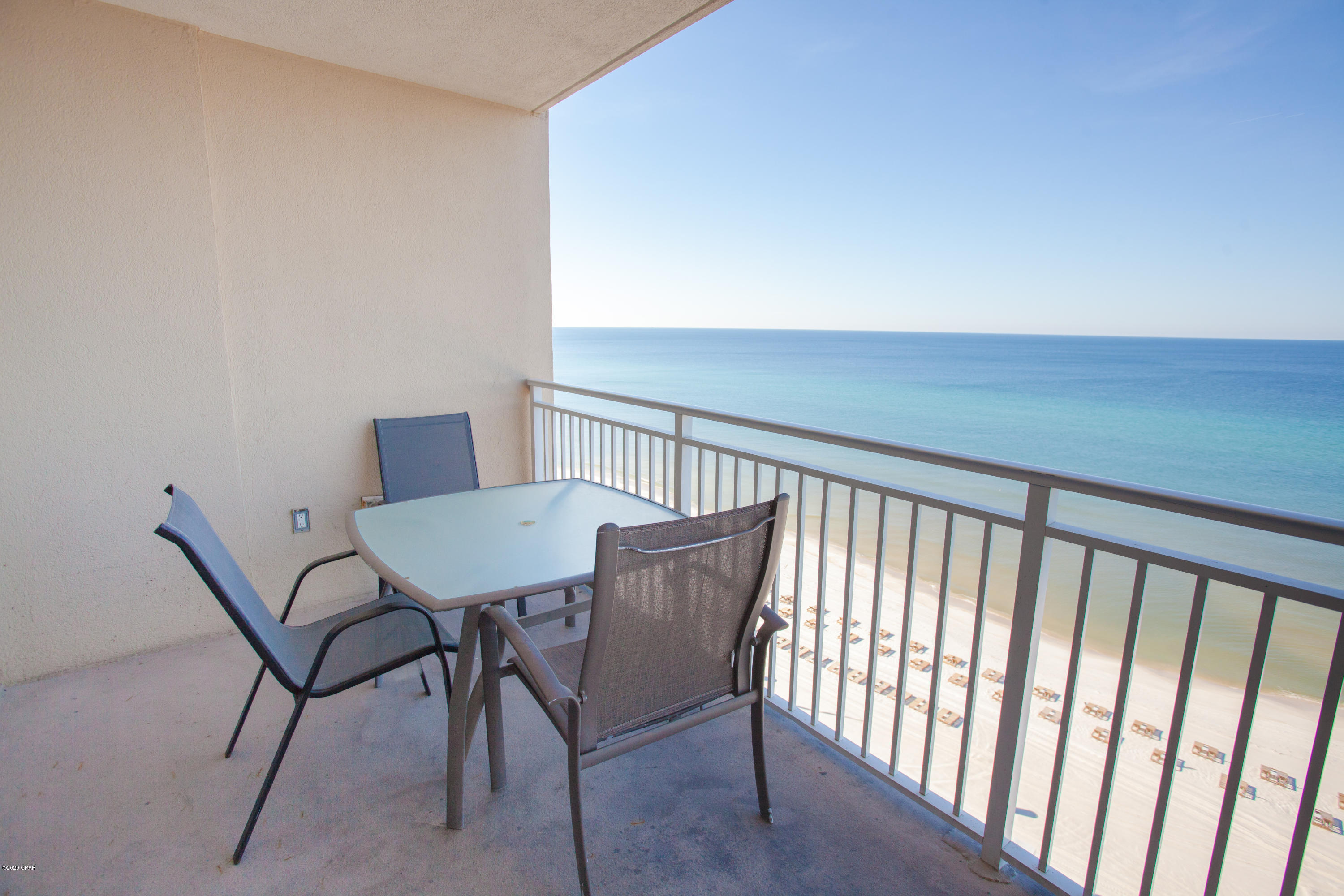 CURRENTLY UNDER CONTRACT, SELLER ACCEPTING BACKUP OFFERS........ 

LOWER FLOOR - Emerald Beach condo with 2 full bathrooms.  Great views out to the Gulf and VIEWS OF THE BEACH-FRONT POOL.  Wood-look Luxury Vinyl Plank flooring in bedroom and living room.  NO CARPET IN THE CONDO.  King Size bed in master, White furniture.  Washer/Dryer.  Side-by-Side Fridge.   Hallway bunks.  LIGHT GRANITE COUNTERTOPS.  Perfect vacation rental and beach get-a-way.    EMERALD BEACH AMENITIES INCLUDE:  Beach front pool, off beach pool, kids play area, beachfront bar, STARBUCKS, Large work-out facility, SKYBAR.  Make sure to come and see this one.