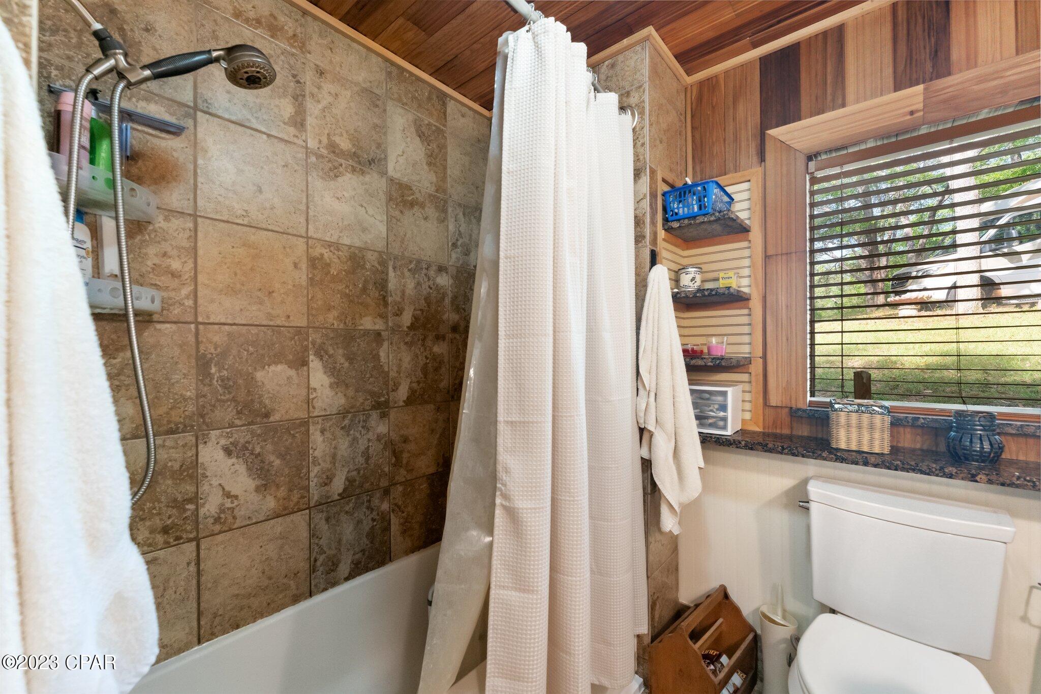Mcdaniel Lake Estates - Residential