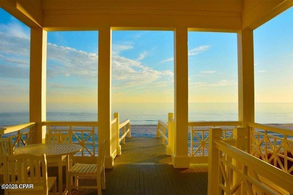 Carillon Beach Inn - Residential