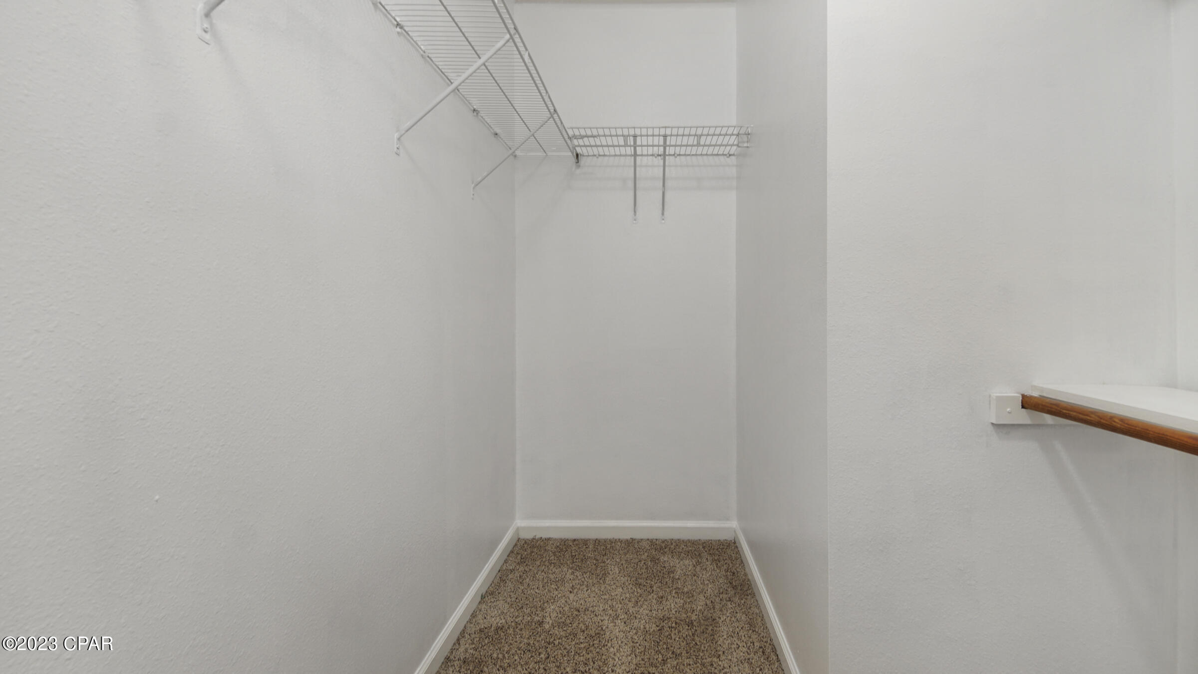 Summer Lace - Residential