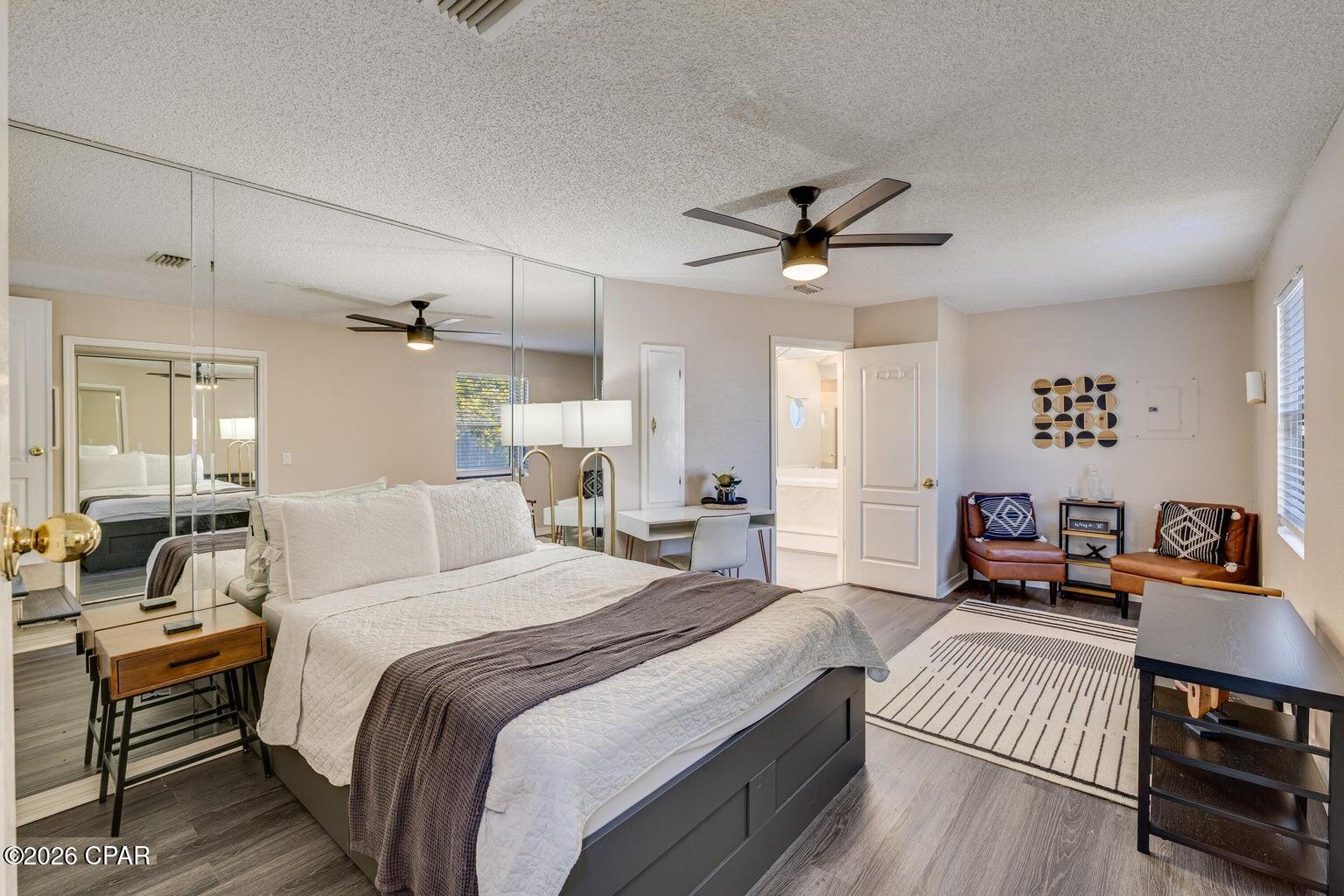 North Lagoon Oaks 7th Add - Residential
