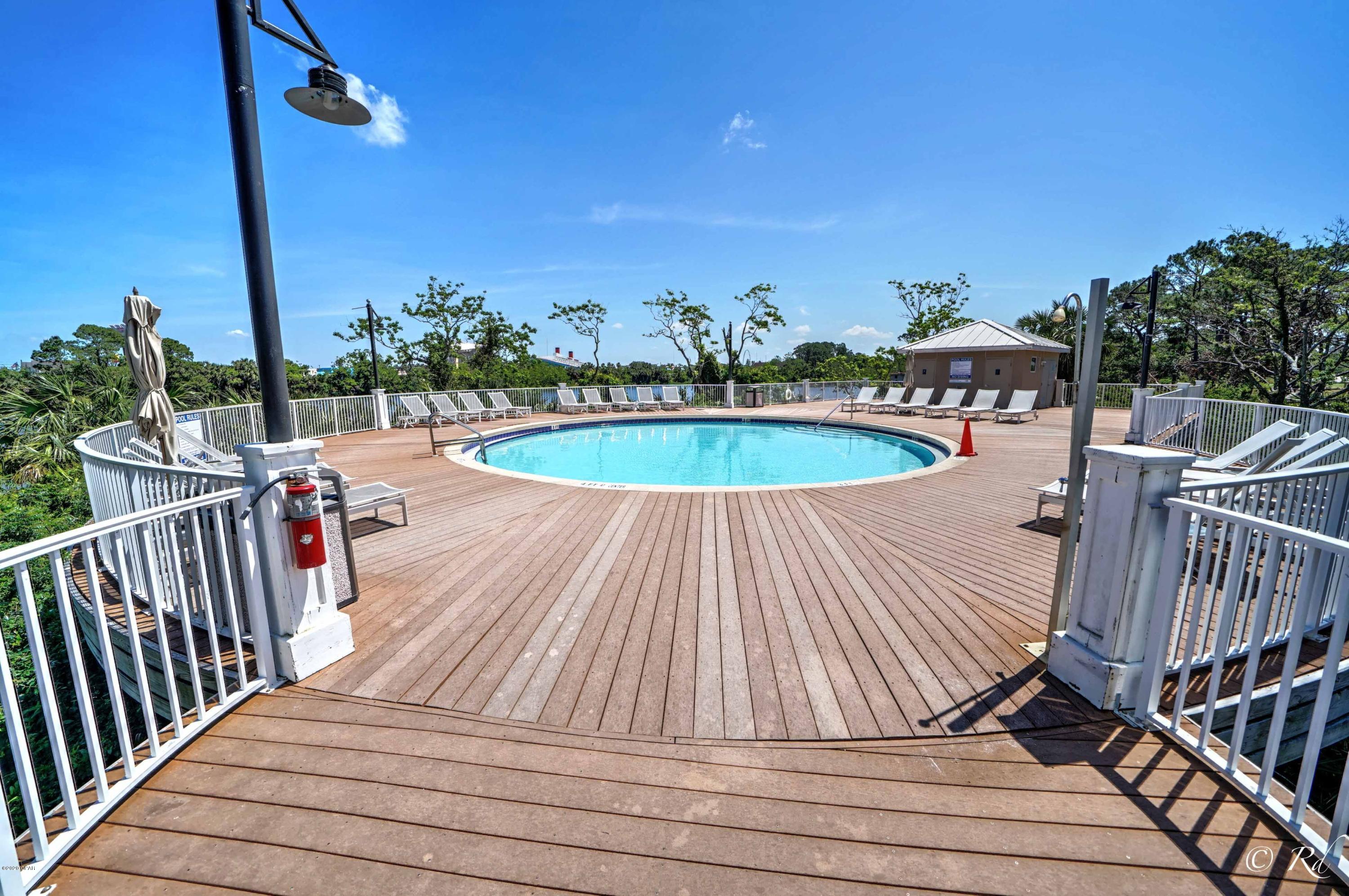 Laketown Wharf - Residential