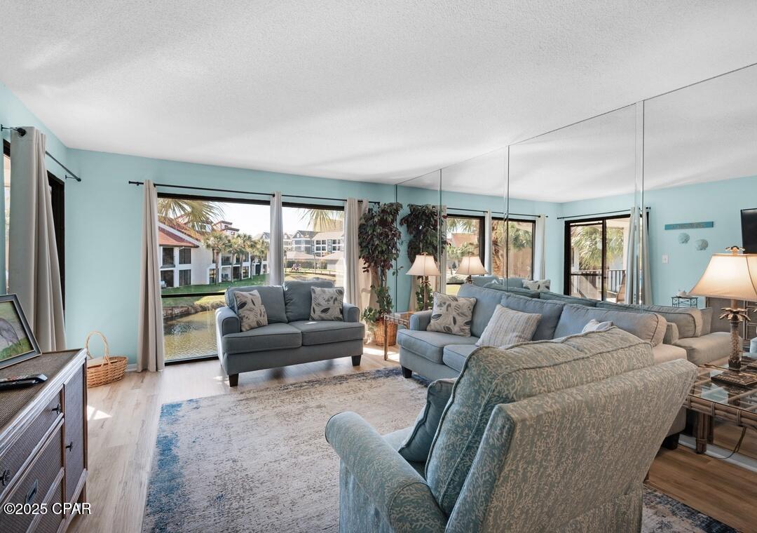 Edgewater Golf Villas V-C - Residential