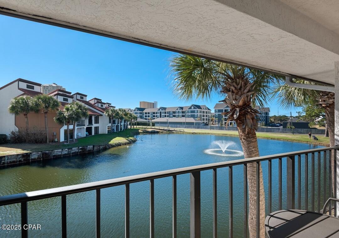Edgewater Golf Villas V-C - Residential