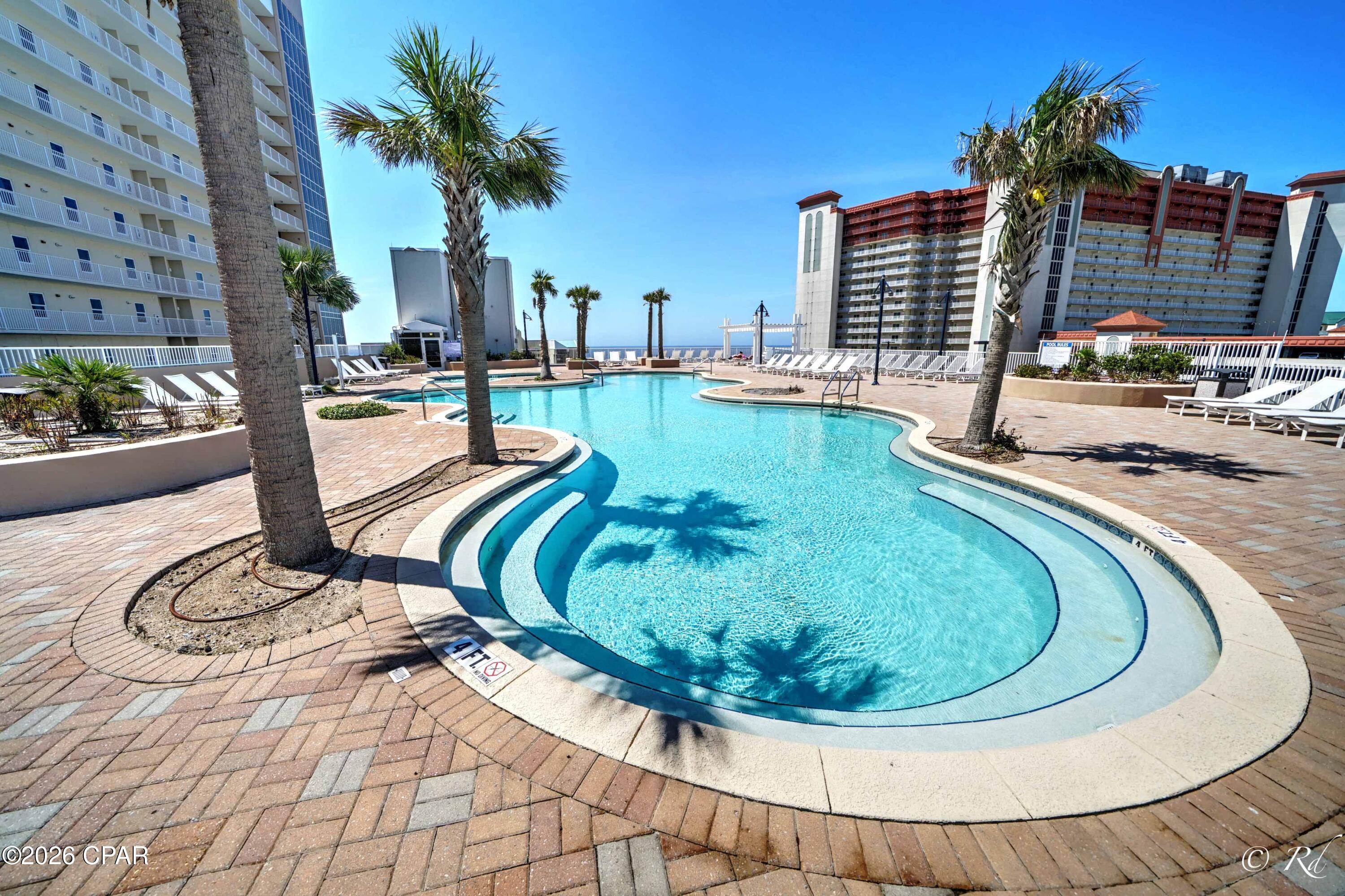 Laketown Wharf - Residential