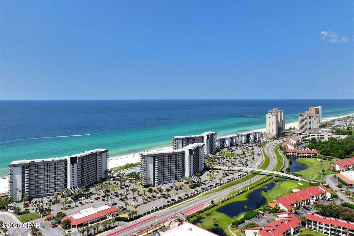 Edgewater Golf Villas V-B - Residential