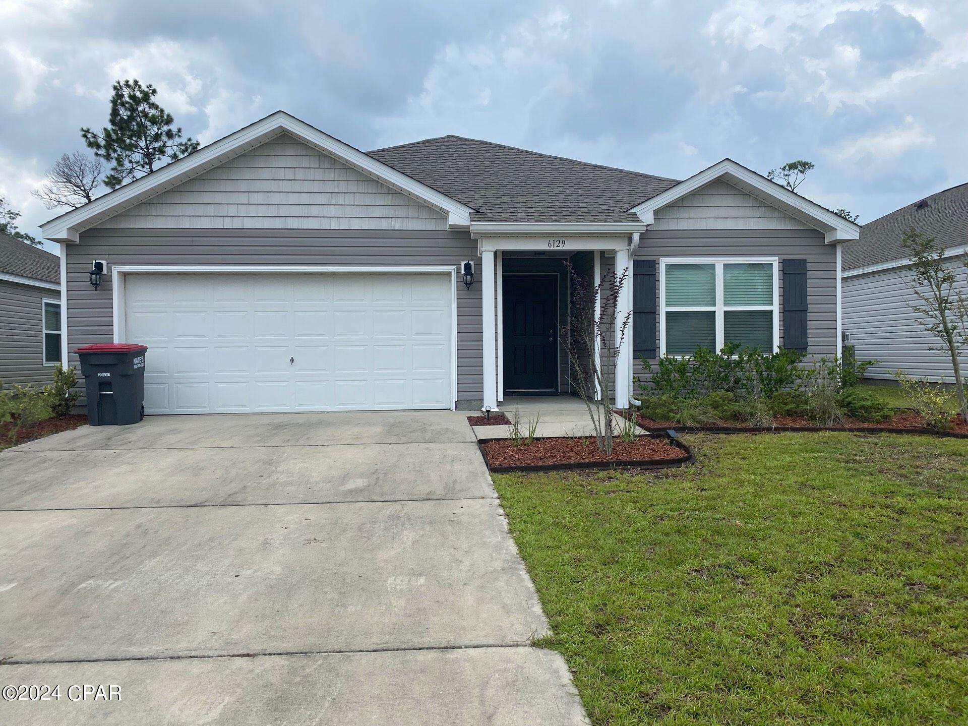 This home offers 3 Bedrooms and 2 Baths, located in the Sweetwater Subdivision. Open kitchen with an island, large pantry. Master bedroom has double sink vanities, stand alone shower, and a large walk in closet. Laundry room with washer/dryer included. Covered back patio, 2 car garage.

*1/2 off deposit for active duty military*

*Small pets only*