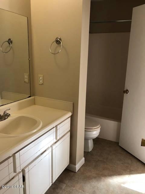 W H Parker - Residential Lease