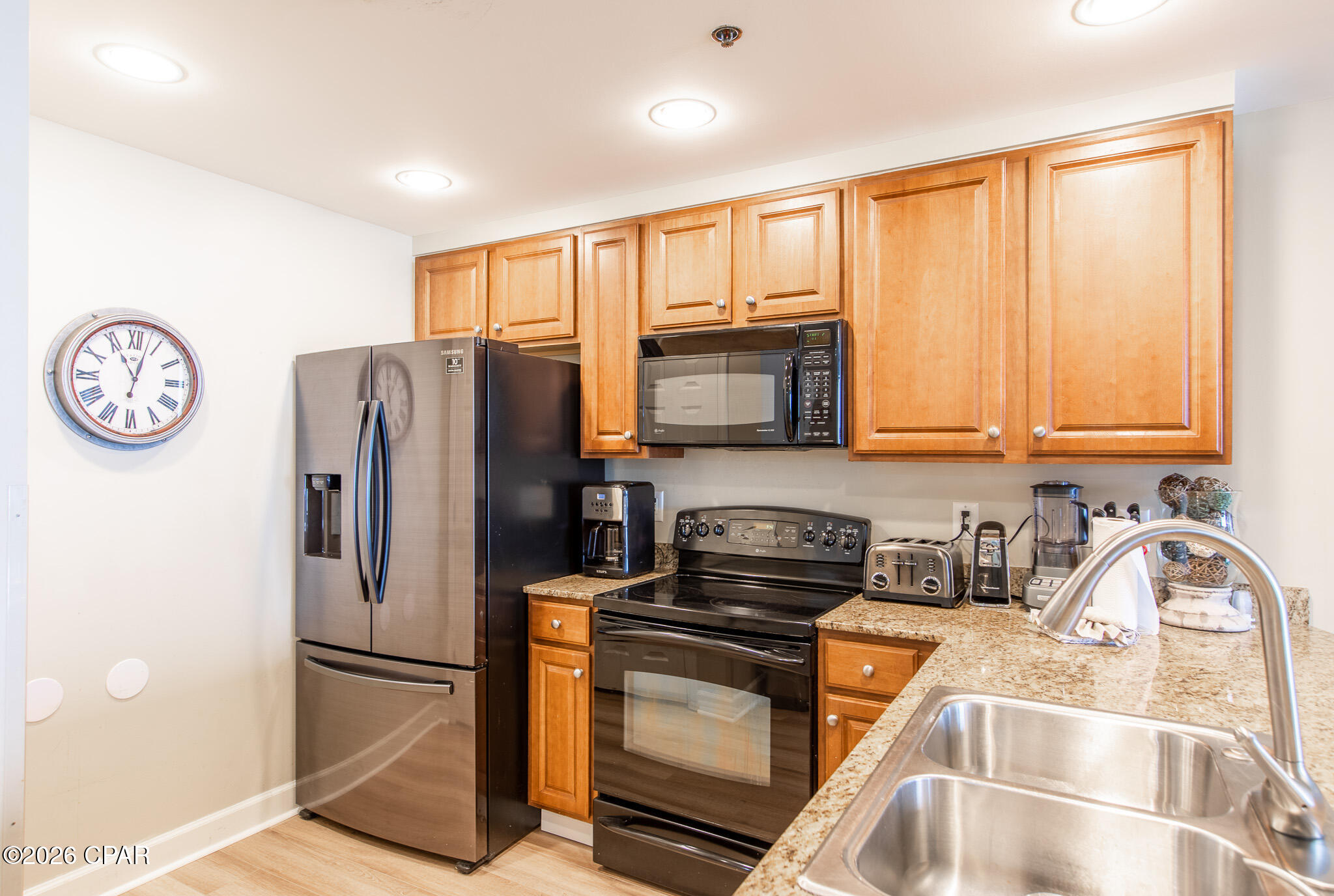 Splash Condo - Residential