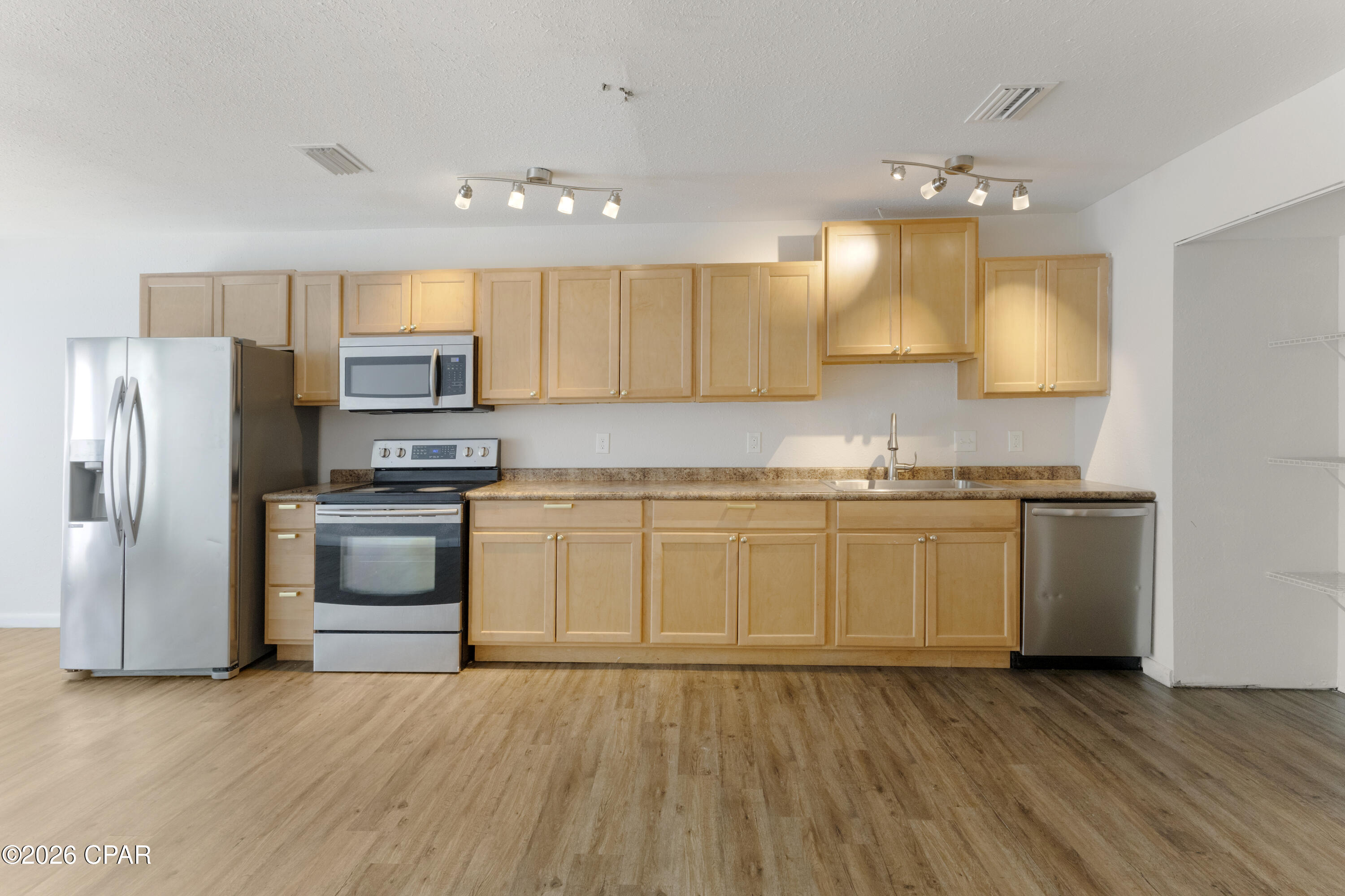 Great opportunity in St. Andrews to own a townhome with potential. This property offers a functional layout with comfortable living space and is ready for a new owner to add their personal touch. A good option for buyers looking to customize or invest. Conveniently located in Panama City with easy access to shopping, dining, and everyday amenities.

All measurements, zoning, and sizes are approximate; please verify if important.