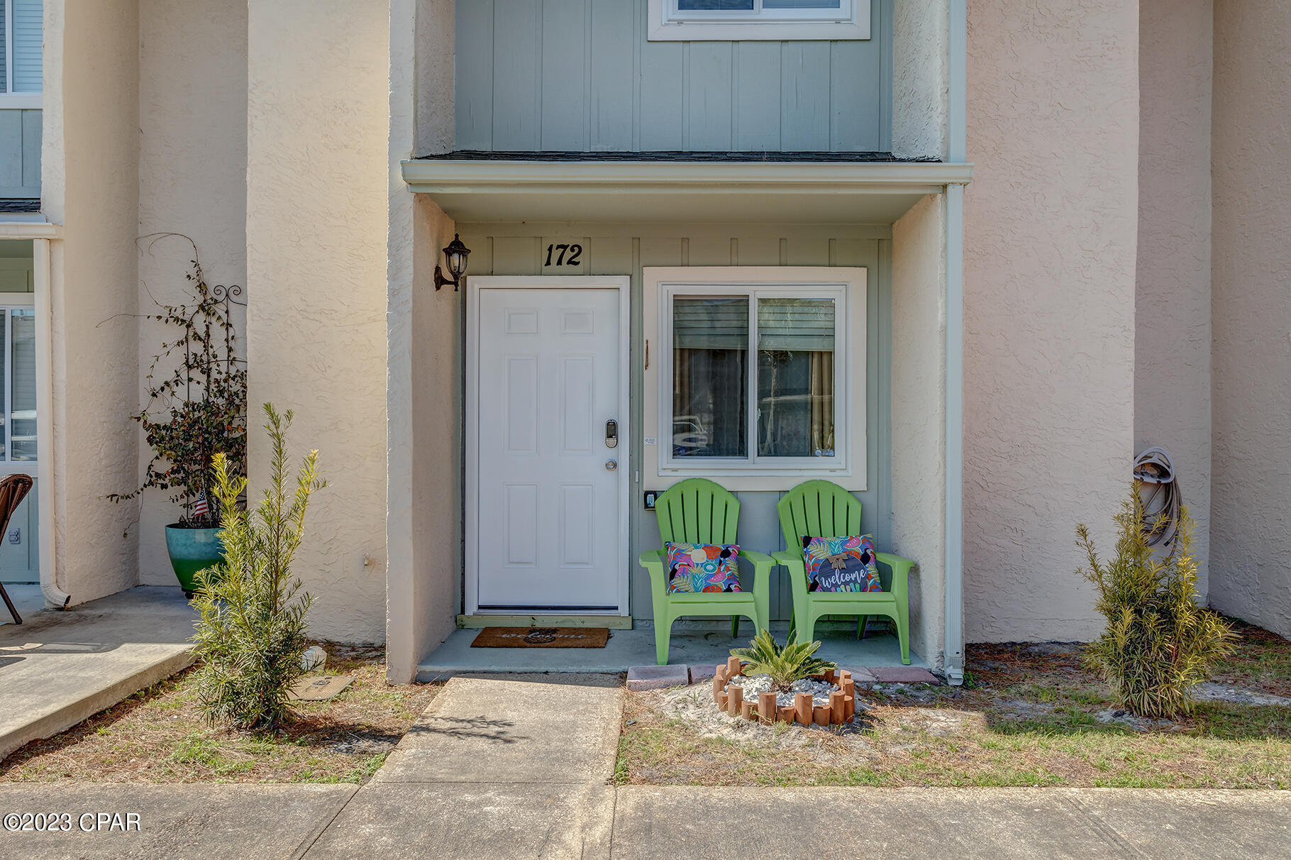 Great unit with many updates in Gulf Highlands Beach Resort. 2 assigned parking spaces in front of the unit. A short 5 min walk to the beach. HOA includes: 11 pools(5 heated), shuffleboards, beach house/café, mini golf, exercise room, tennis courts, playground, WIFI, cable, pest control, termite bond, trash, ground keeping, property patrol, gated community etc.