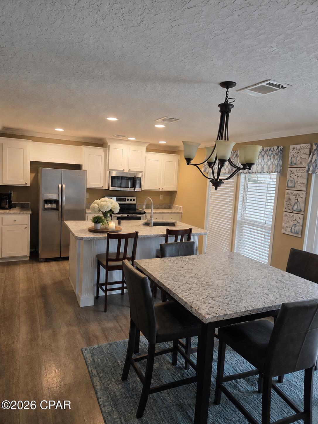 Parkway Manor - Residential