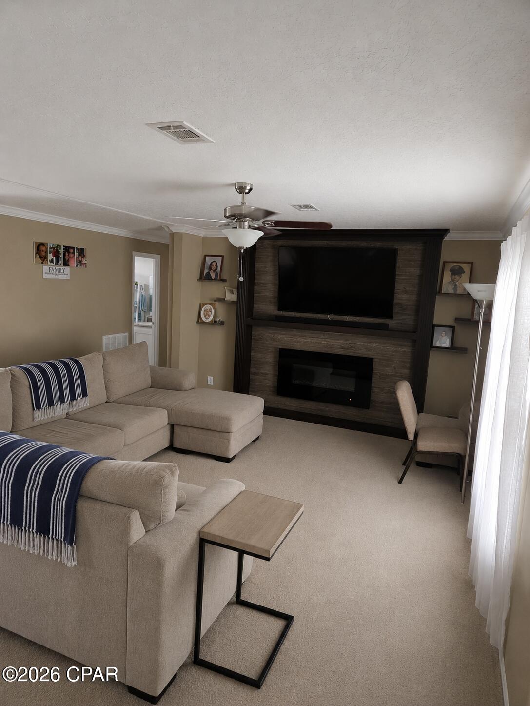 Parkway Manor - Residential