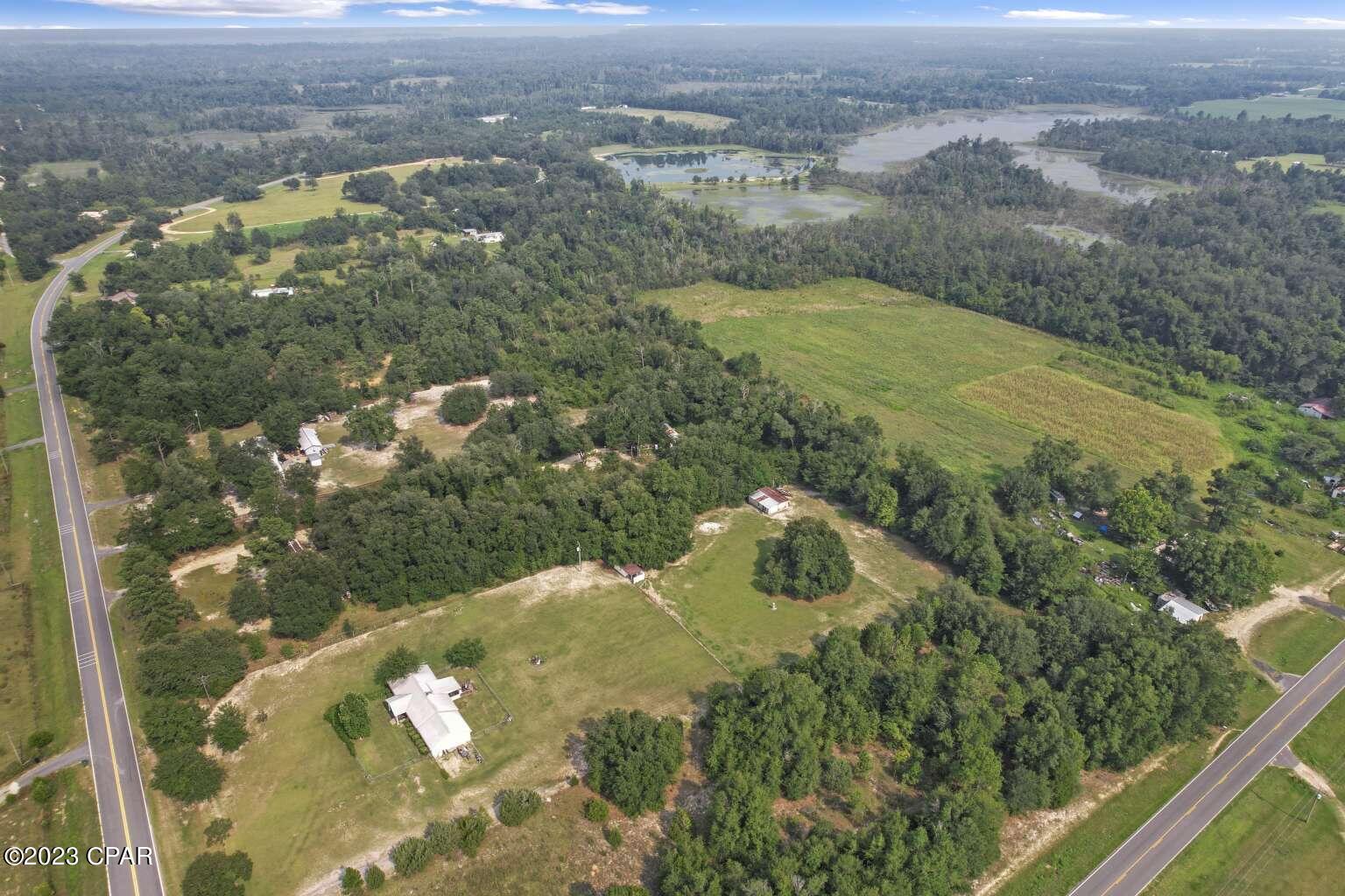 Grand Ridge - Land