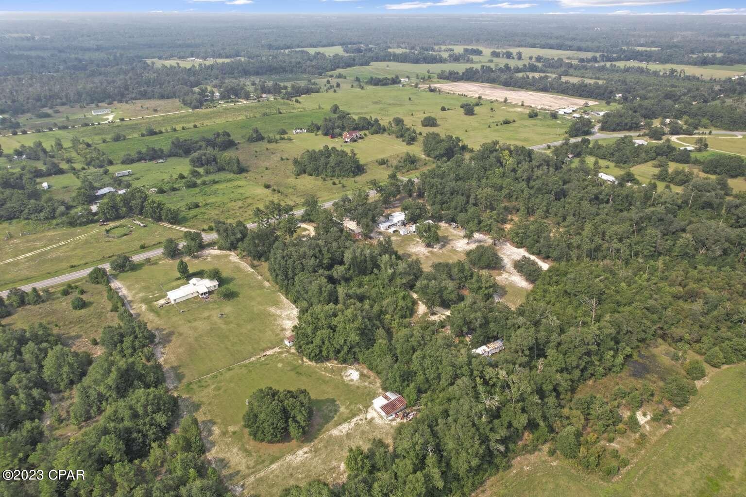 Grand Ridge - Land