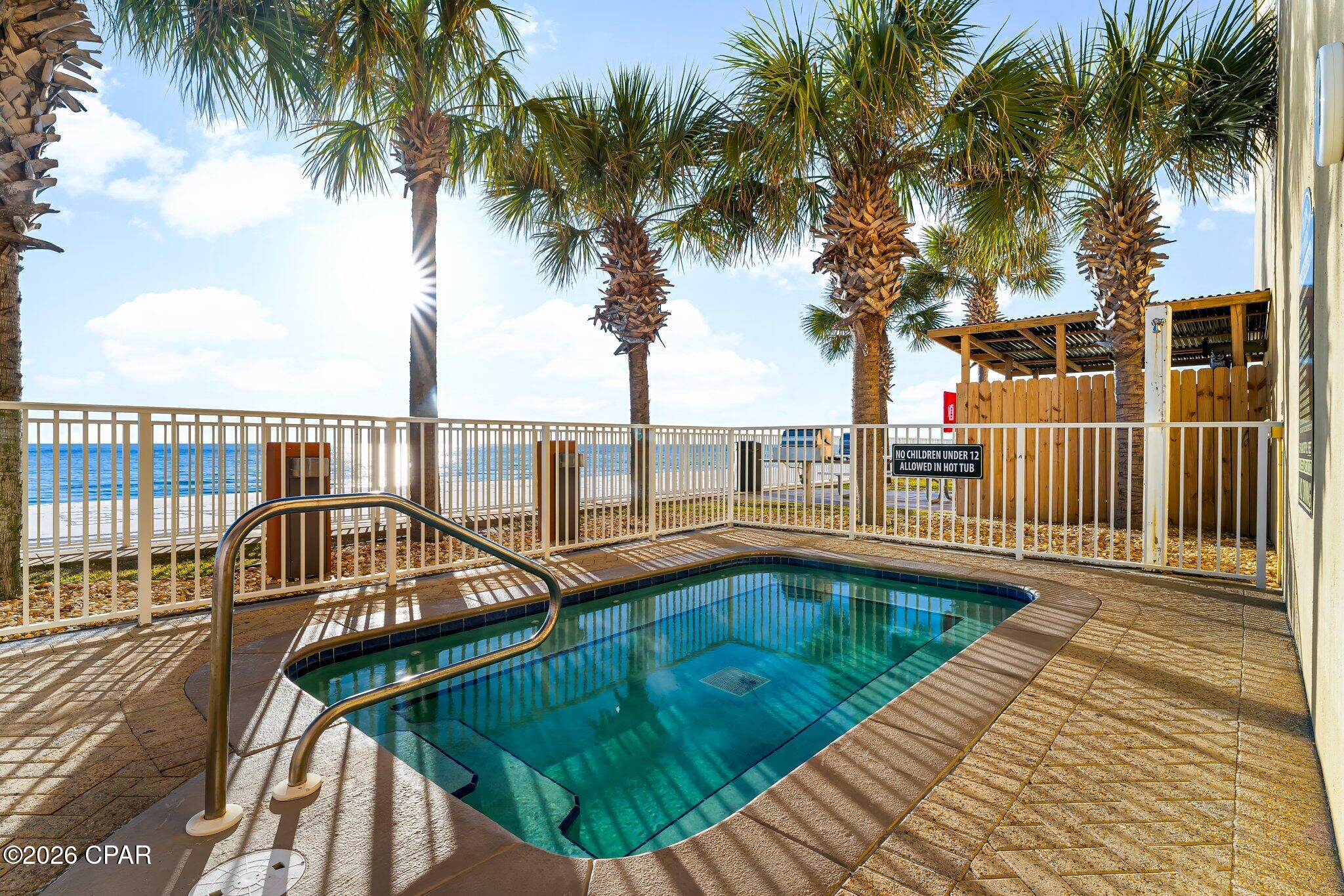 Tropic Winds - Residential