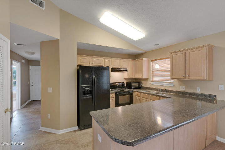 Palm Cove Phase I - Residential Lease