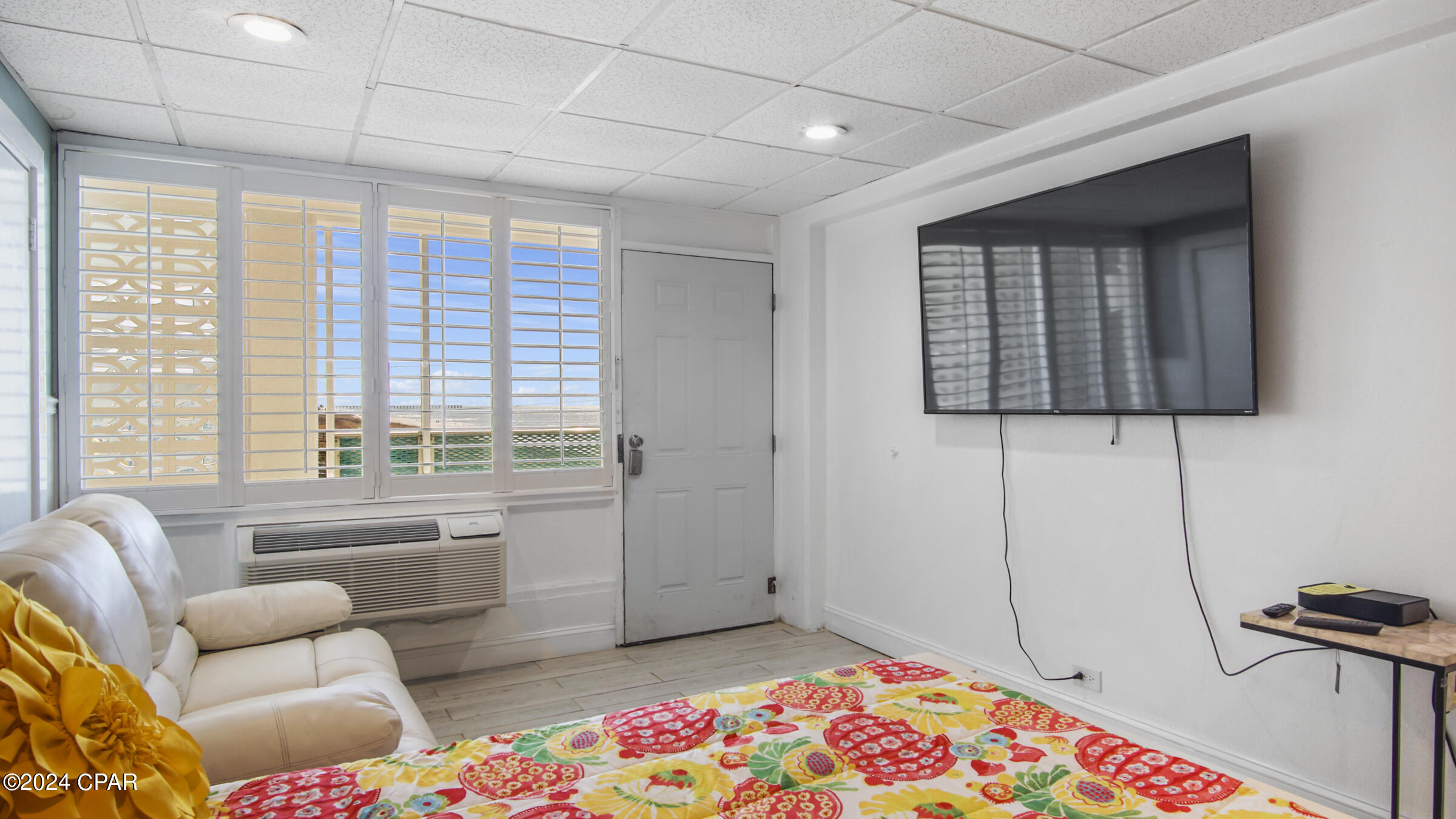 Fontainebleau Terrace - Residential Lease