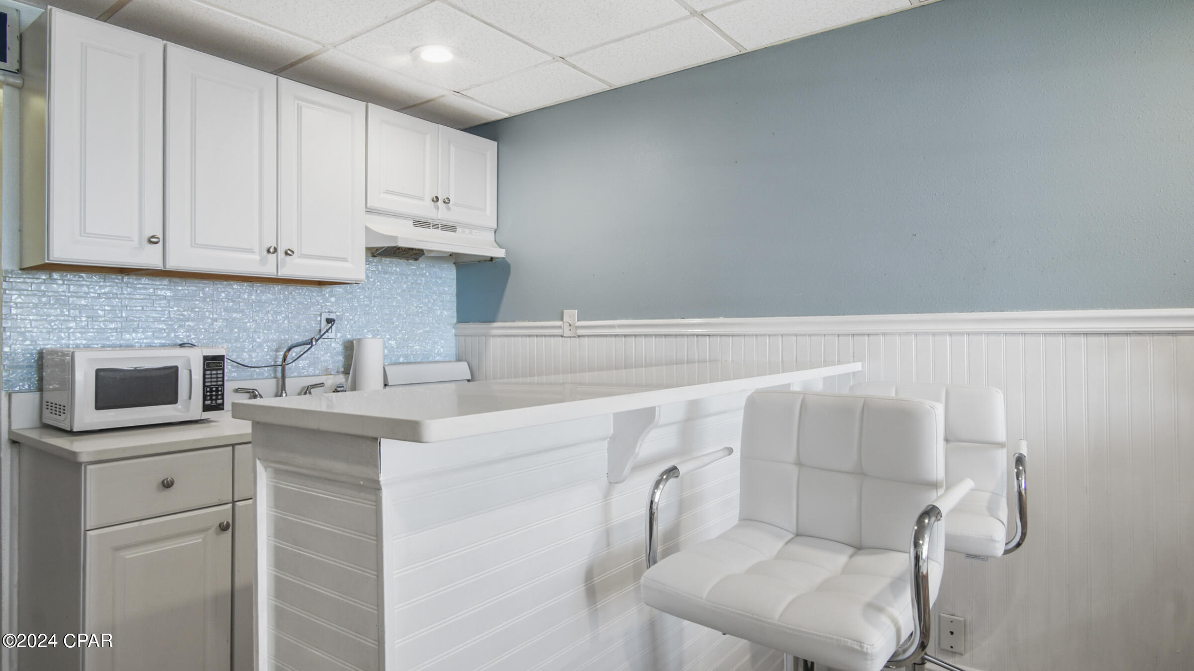 Fontainebleau Terrace - Residential Lease