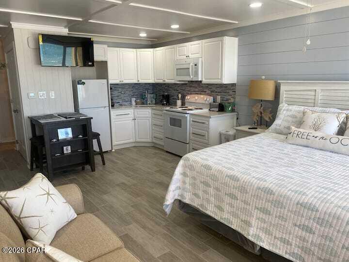 Continental Condos - Residential