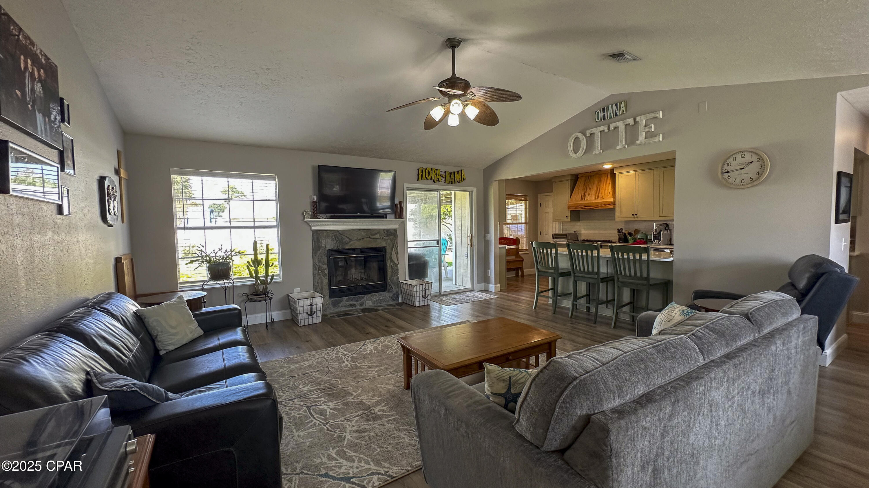 Treasure Palms - Residential