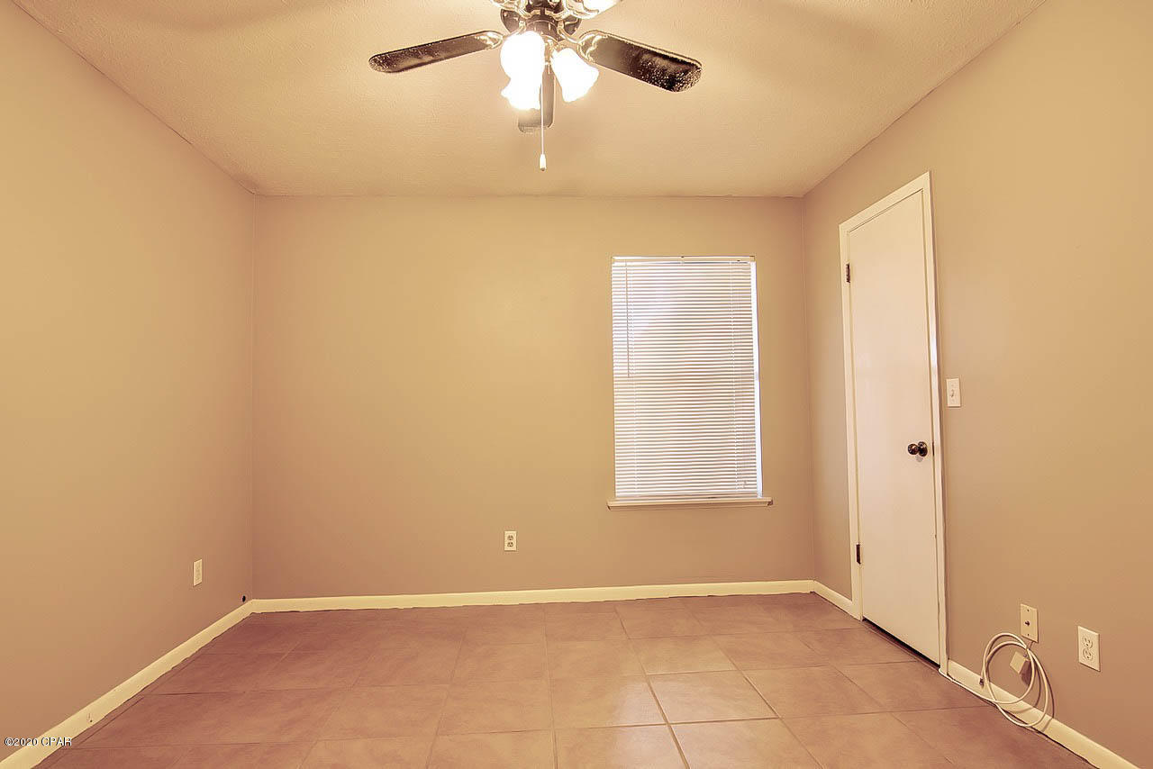 Towne & Country Lake Estates - Residential