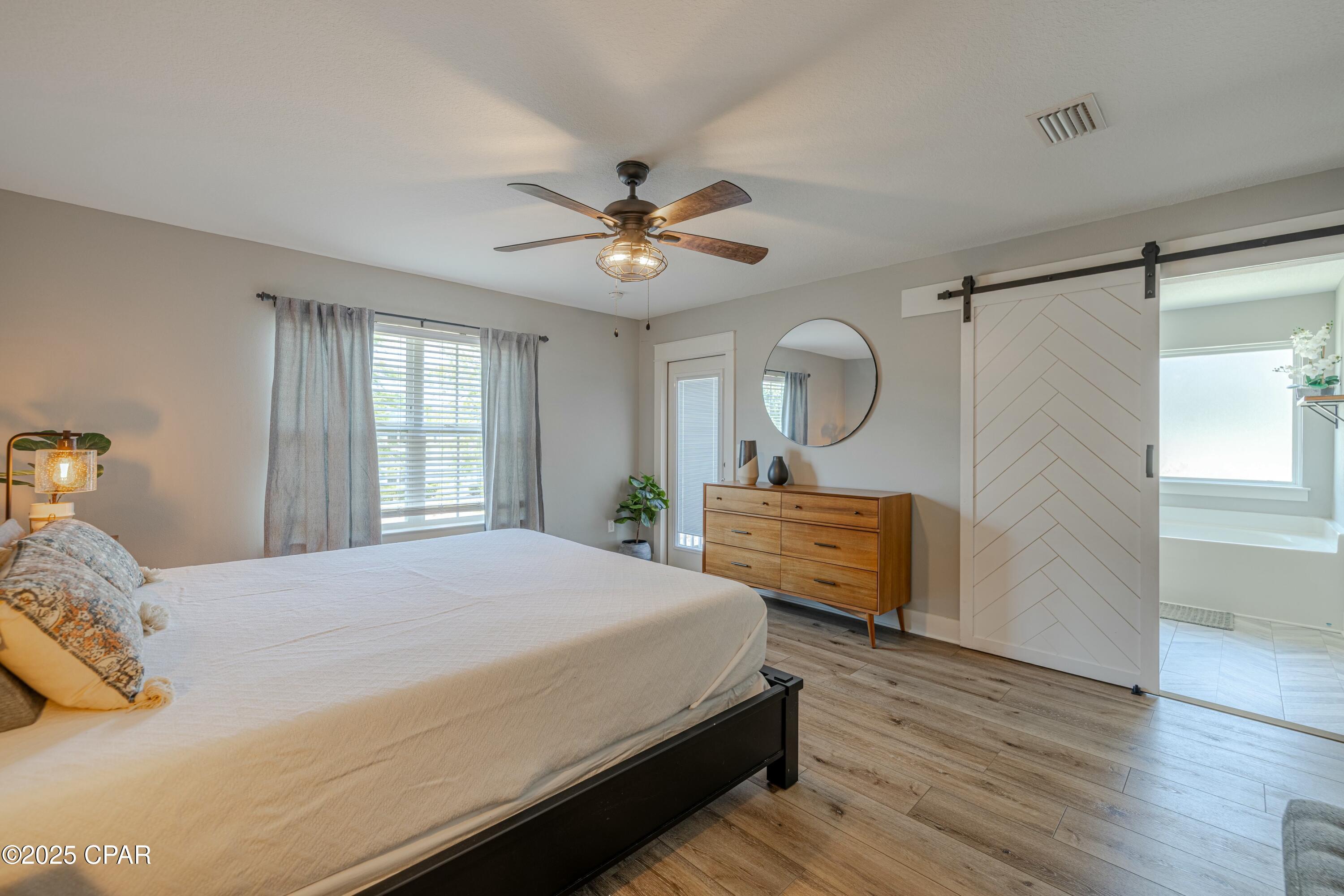 Magnolia Bay Club - Residential