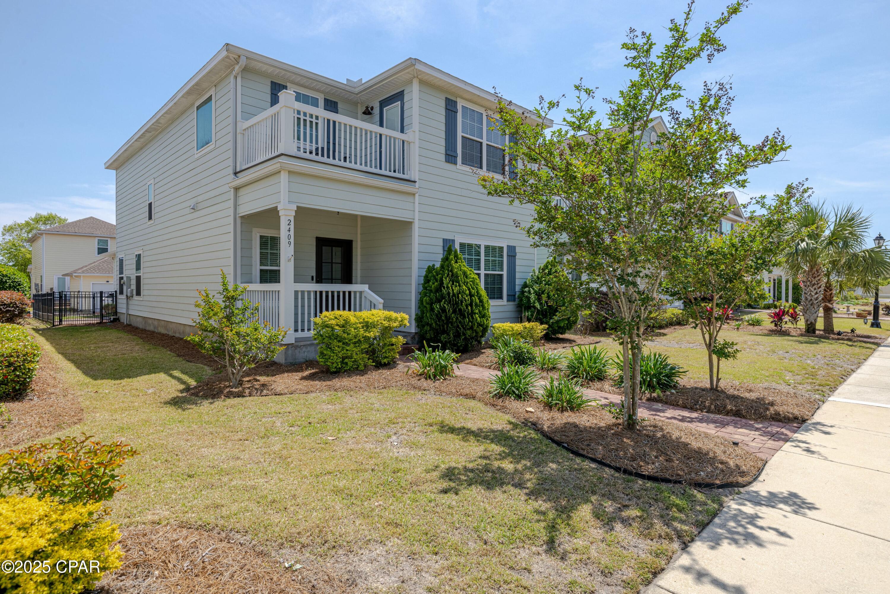 Magnolia Bay Club - Residential