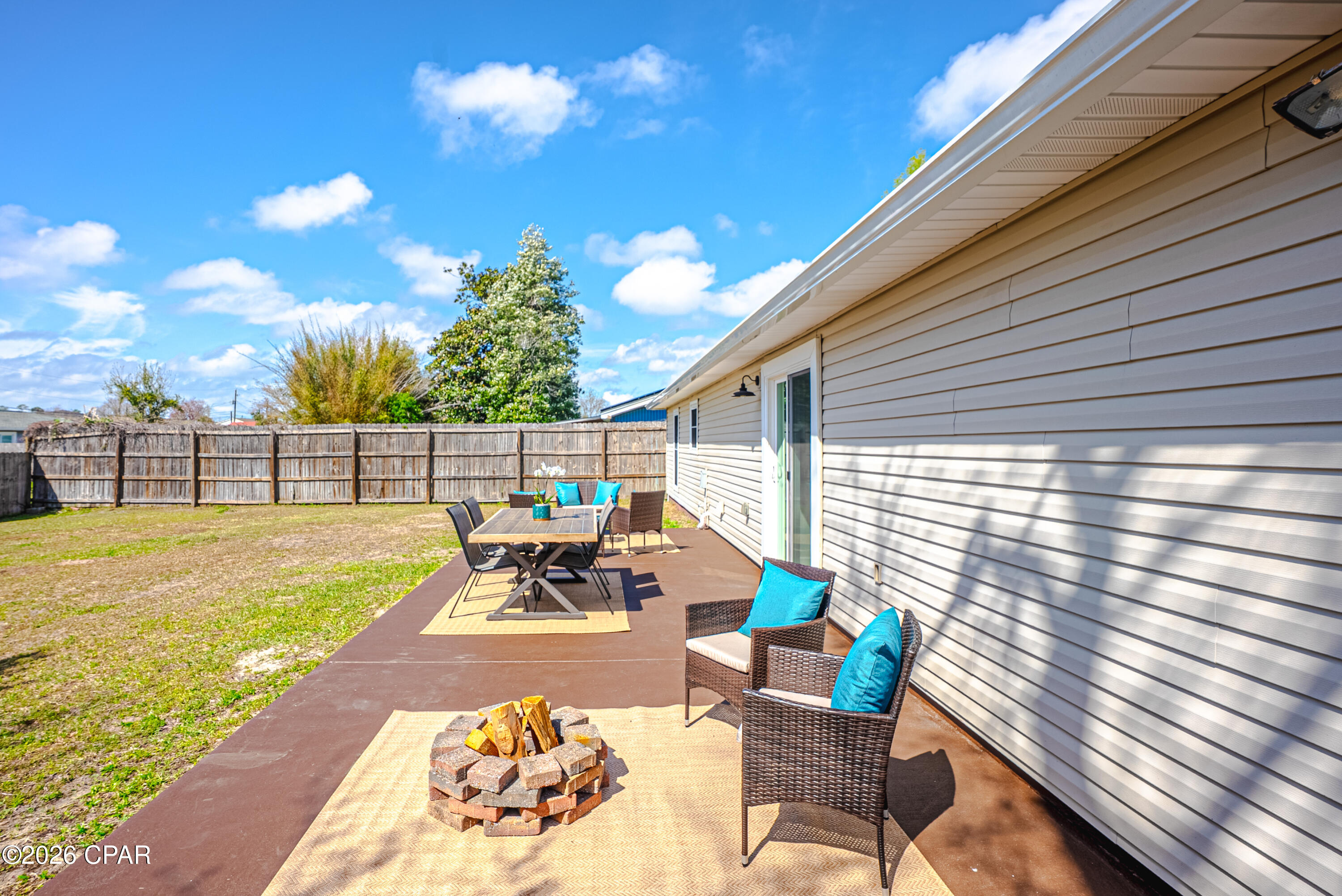 King Estates Unit 2 - Residential Lease